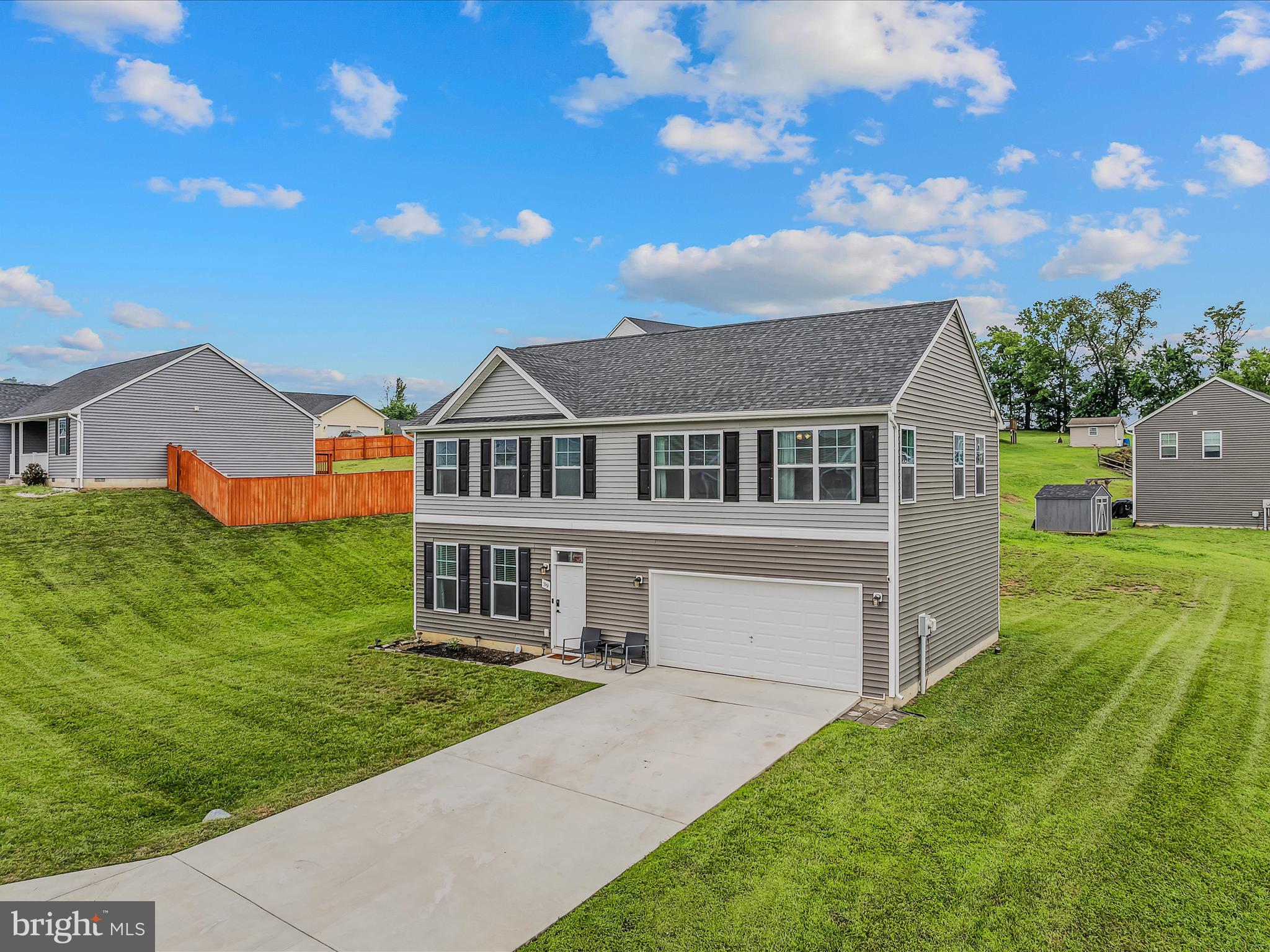 FORT HILL FARMS - Residential