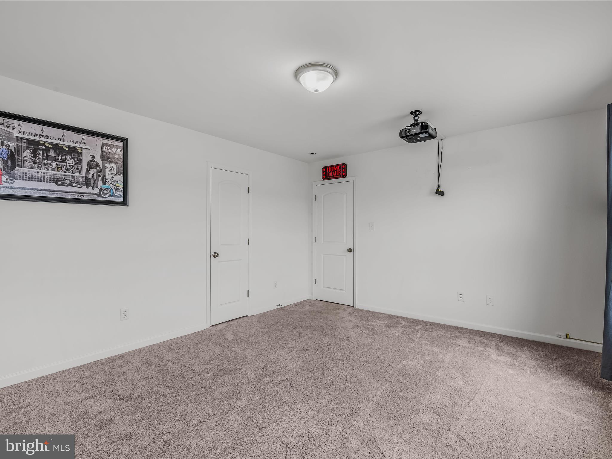 FORT HILL FARMS - Residential