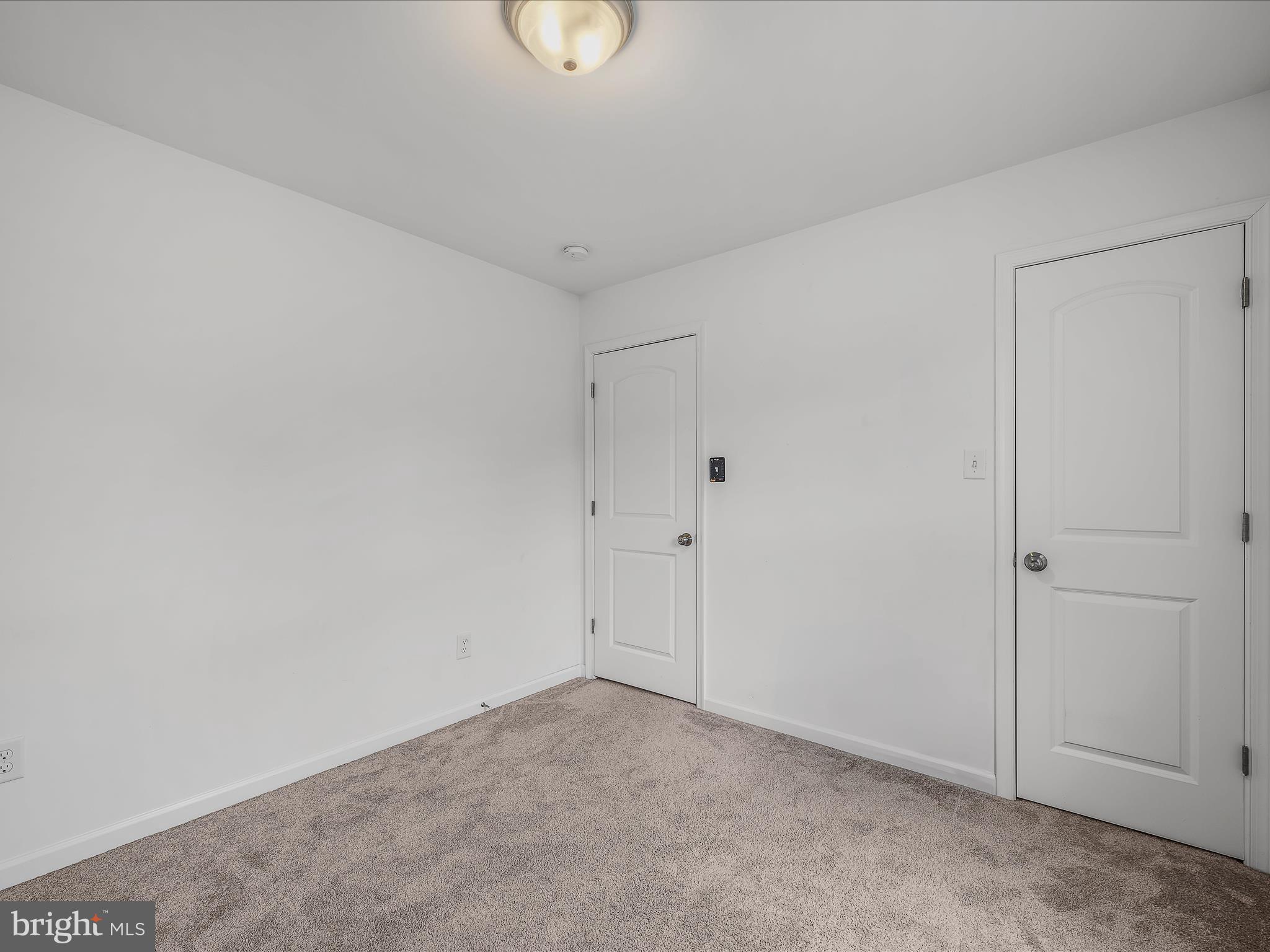 FORT HILL FARMS - Residential