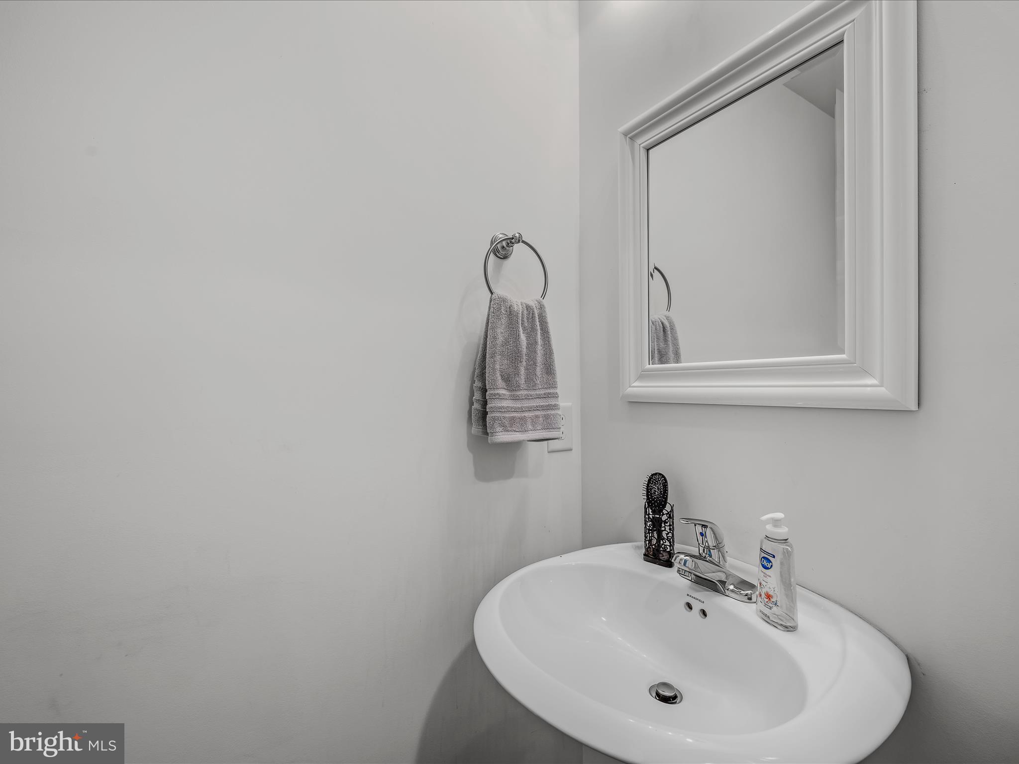 FORT HILL FARMS - Residential