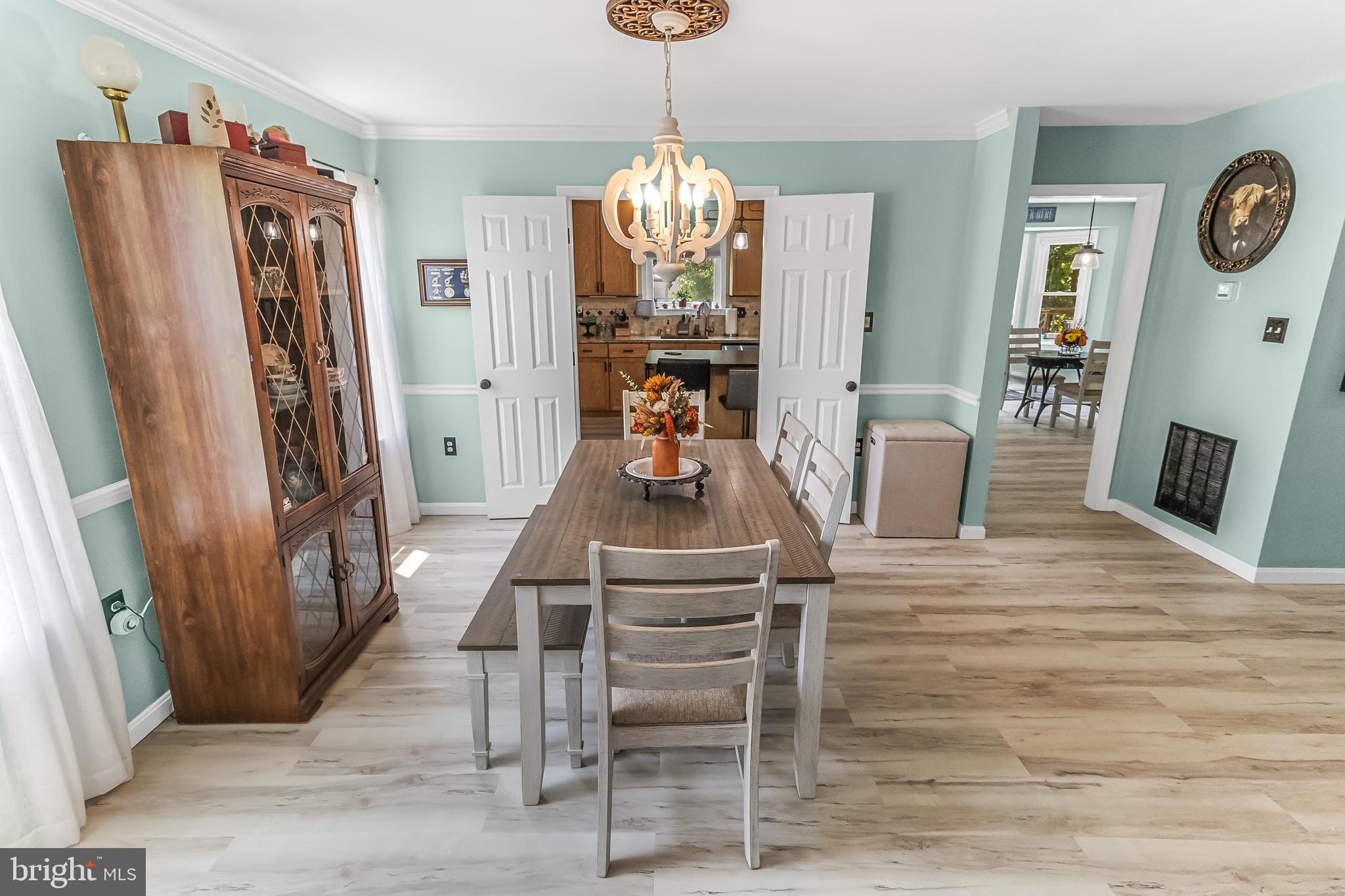 LOCUST HILL - Residential