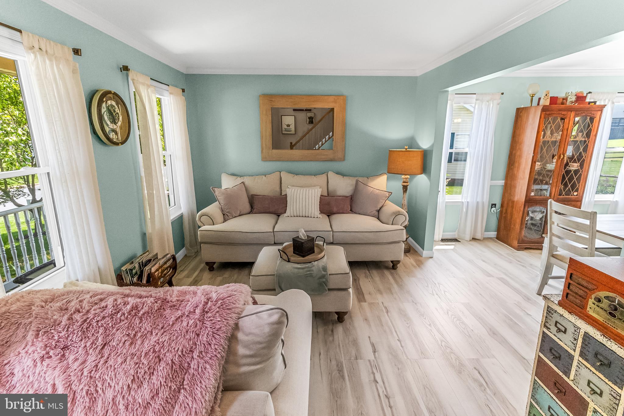 LOCUST HILL - Residential