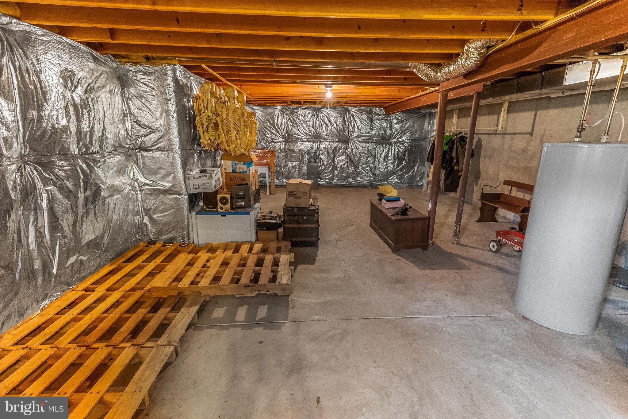 LOCUST HILL - Residential