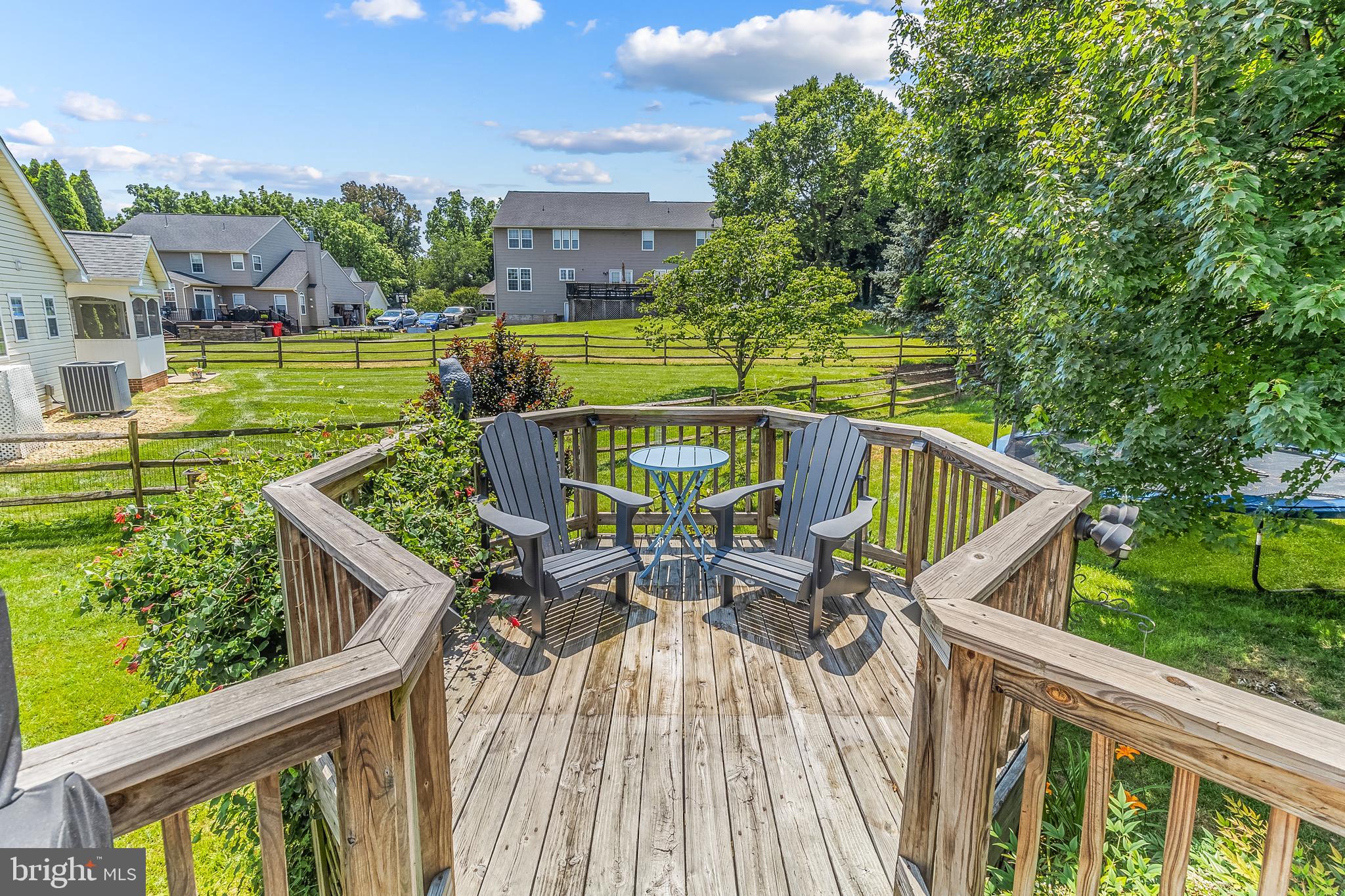 LOCUST HILL - Residential