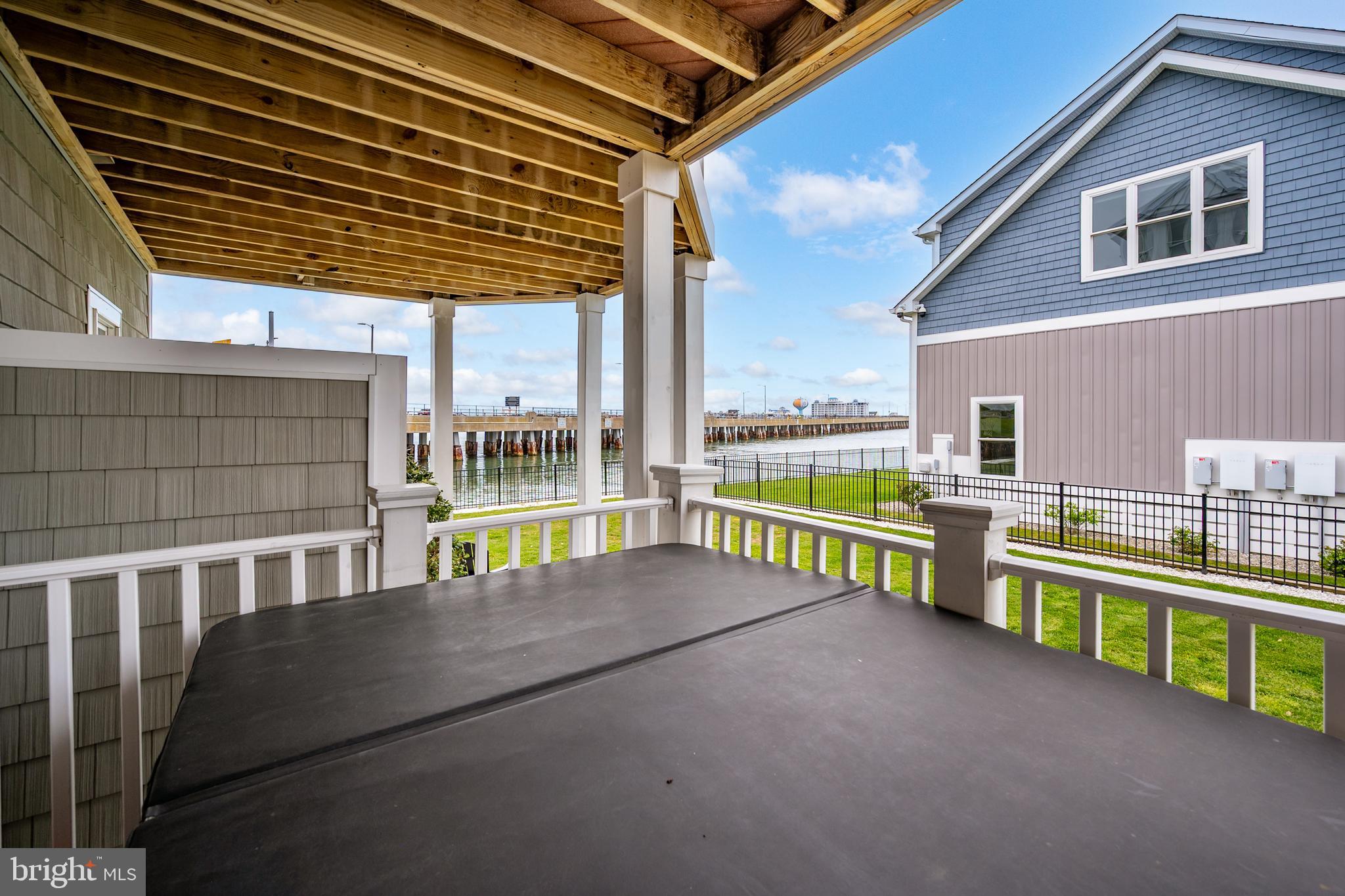 ESTATES AT INLET ISLE - Residential
