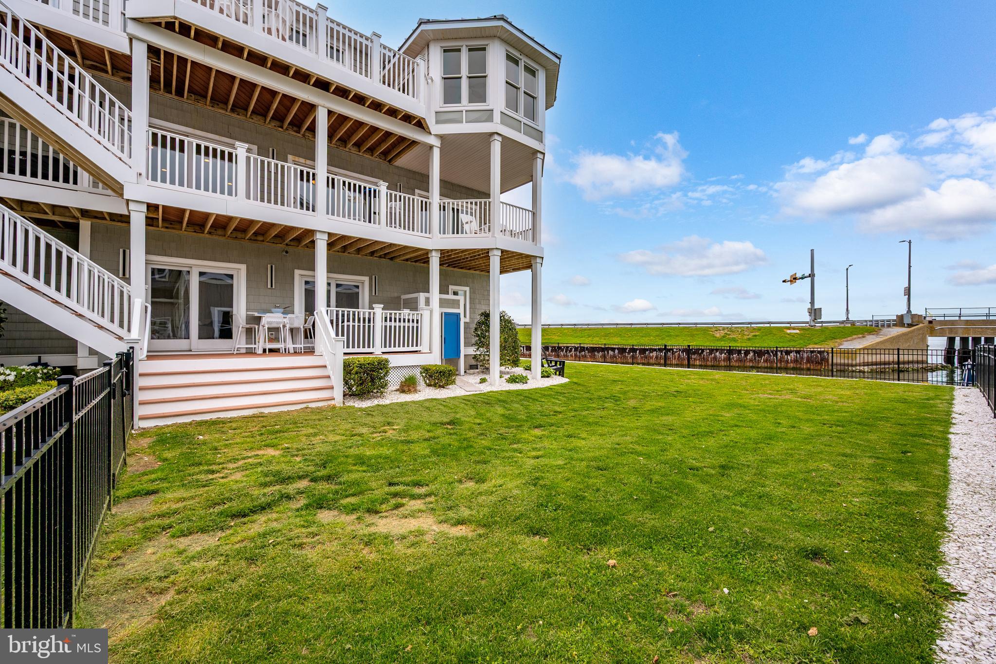 ESTATES AT INLET ISLE - Residential