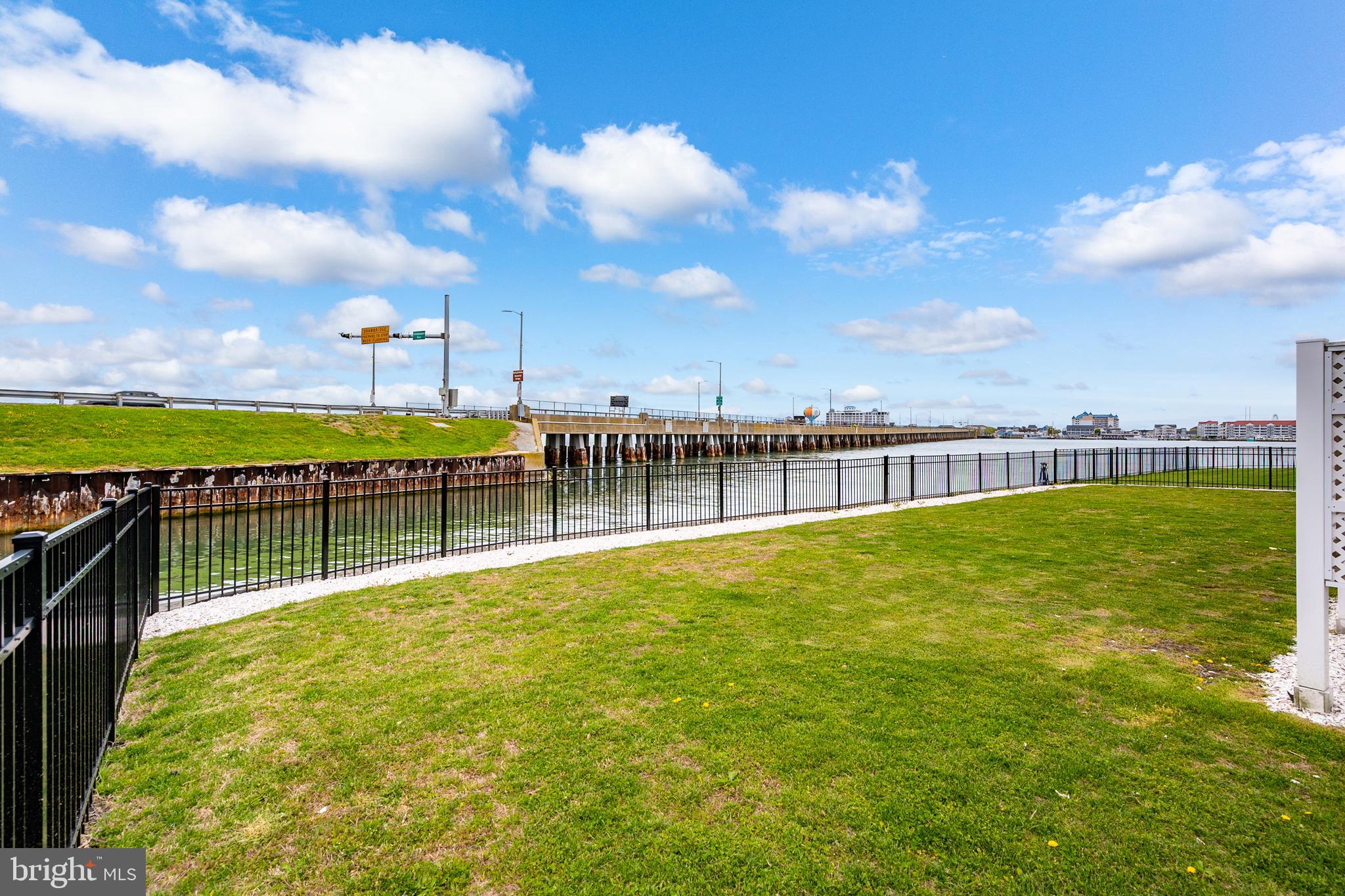 ESTATES AT INLET ISLE - Residential