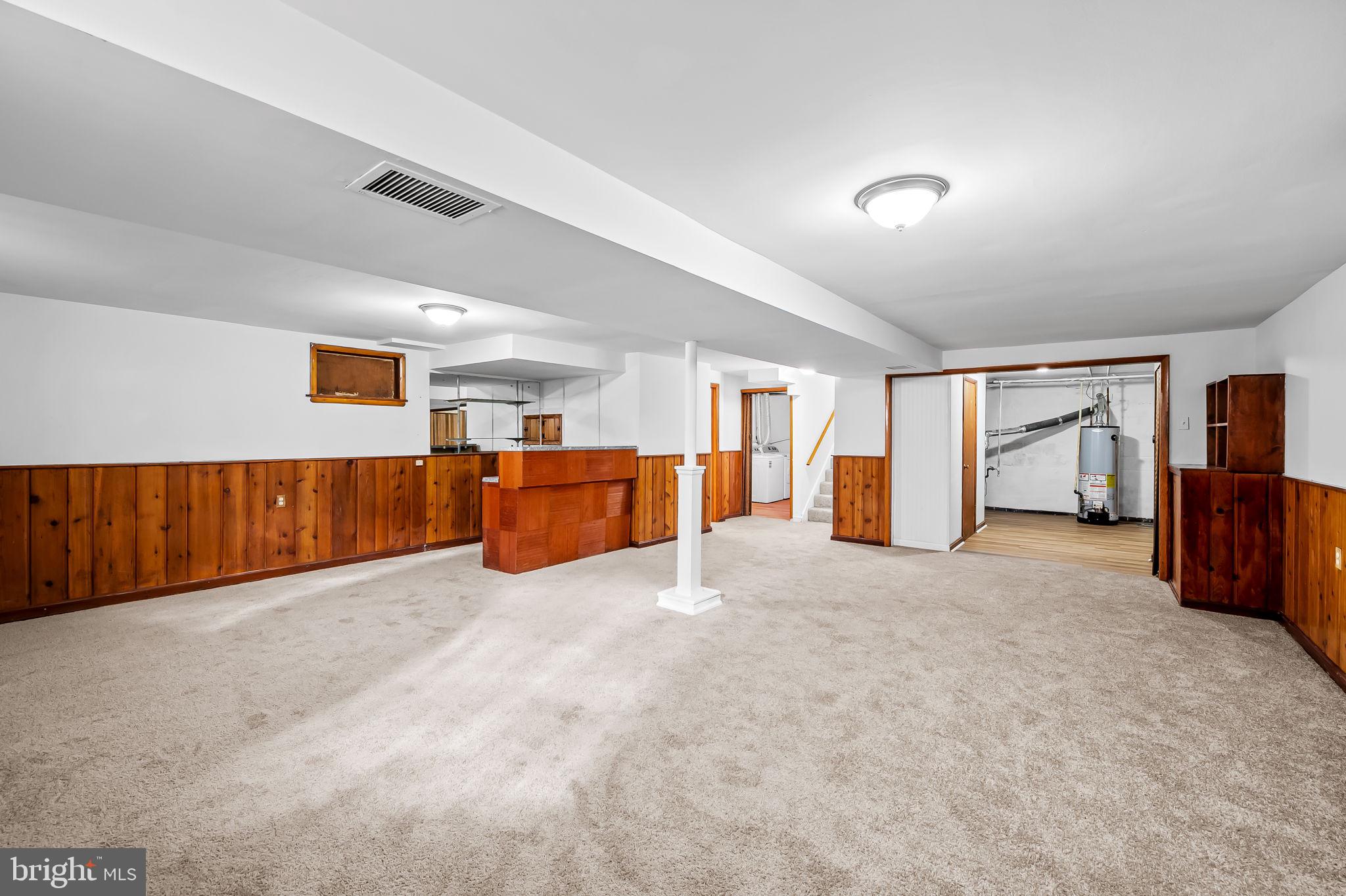 NEW CARROLLTON - Residential