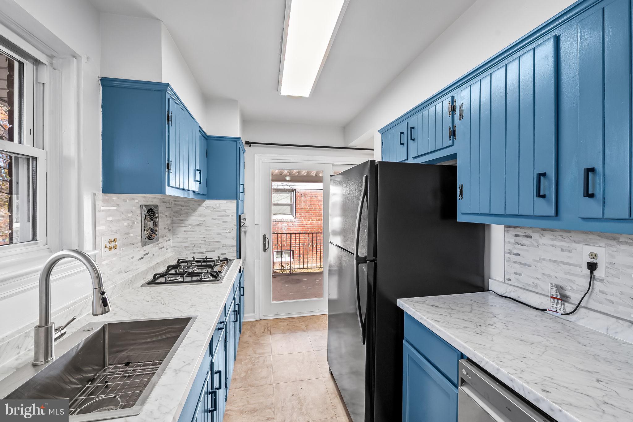 NEW CARROLLTON - Residential