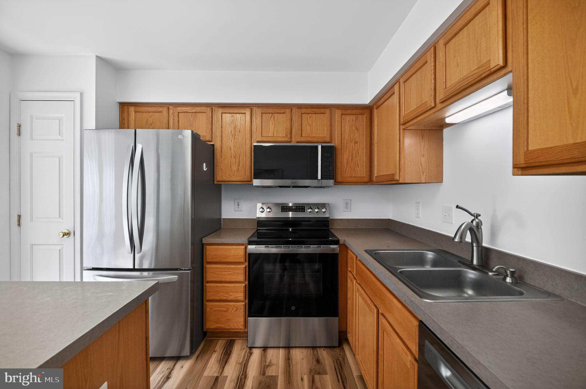 FOXBOROUGH - Residential