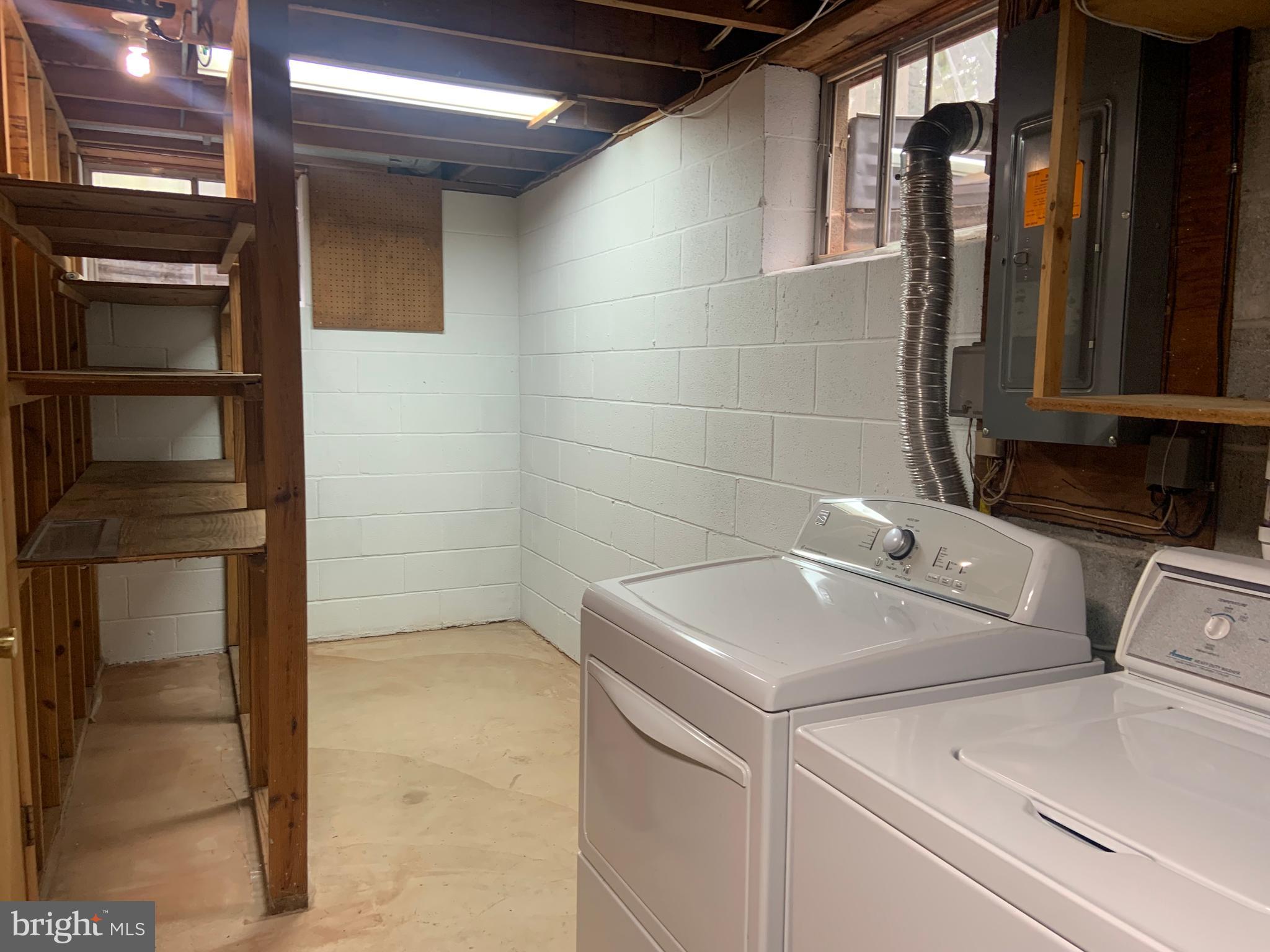 POINT OF WOODS - Residential