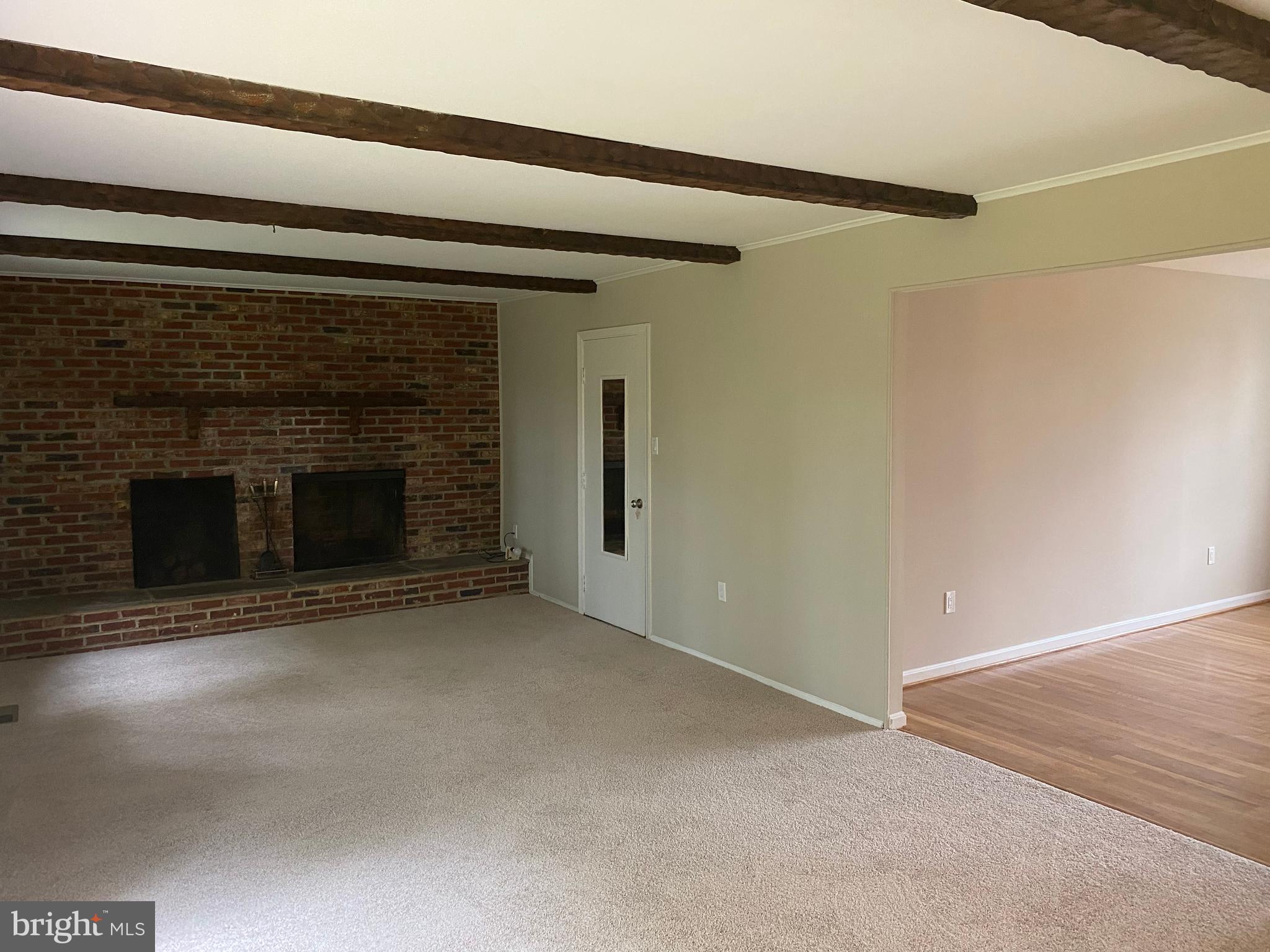 POINT OF WOODS - Residential