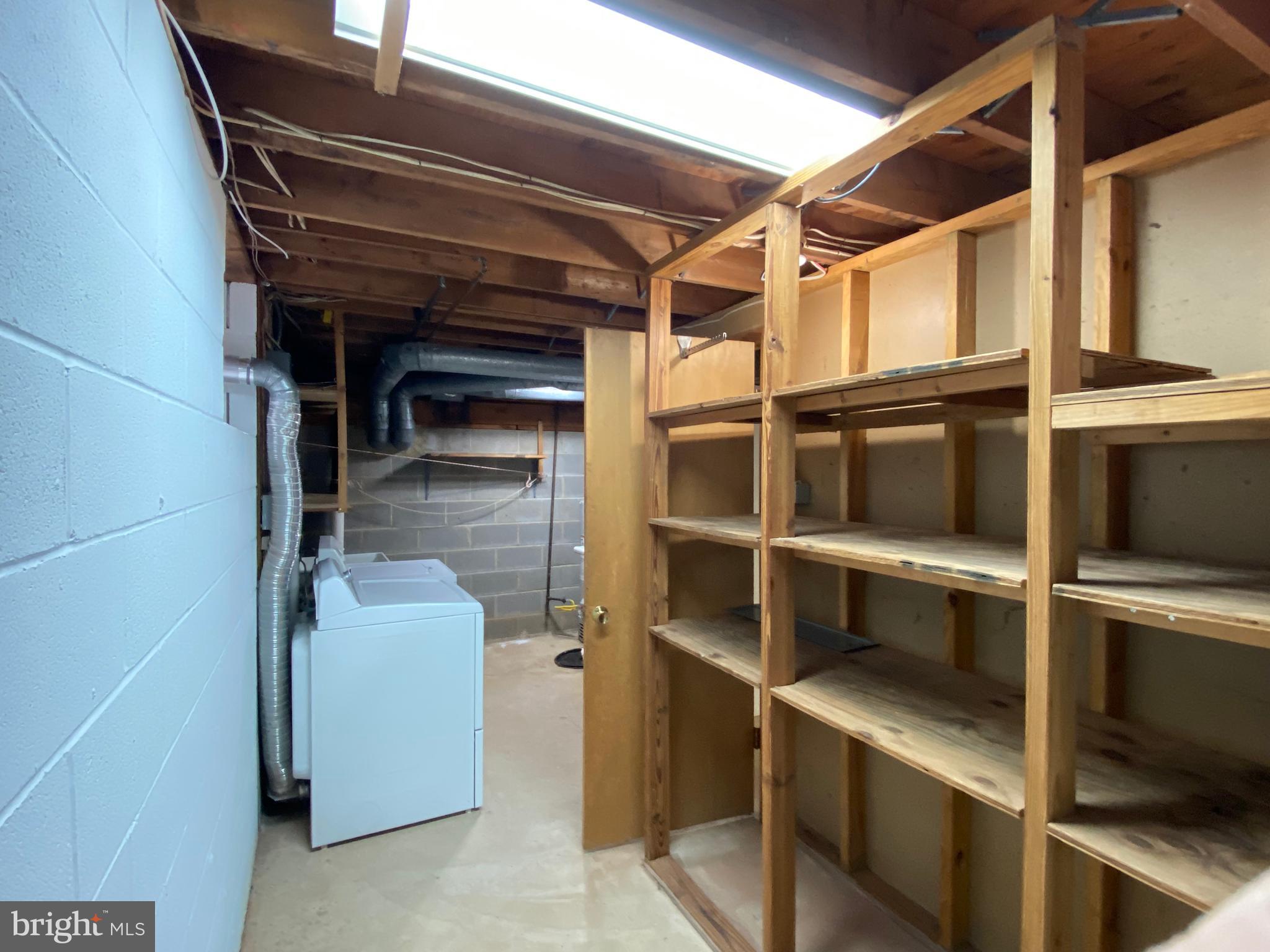 POINT OF WOODS - Residential