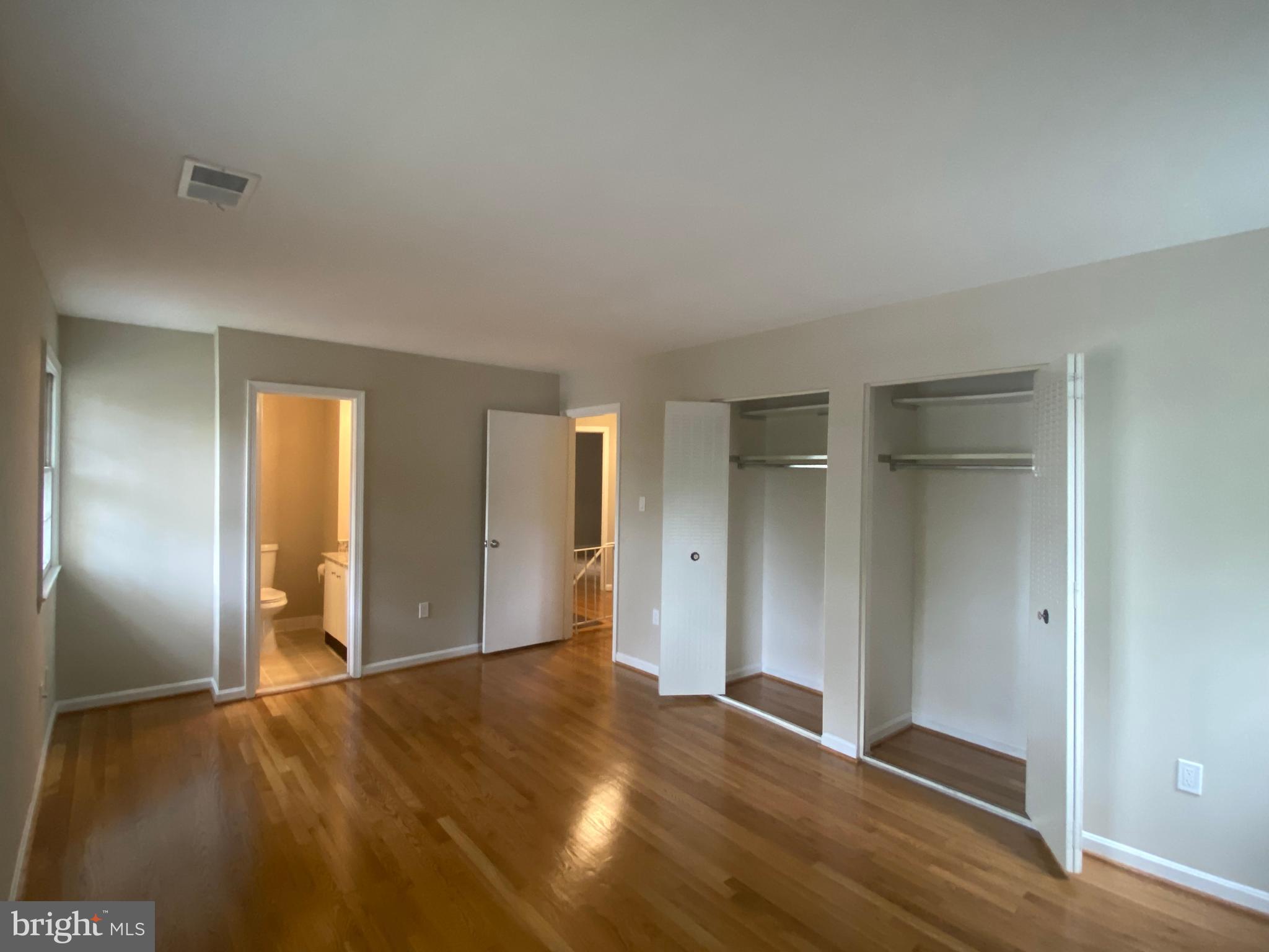 POINT OF WOODS - Residential