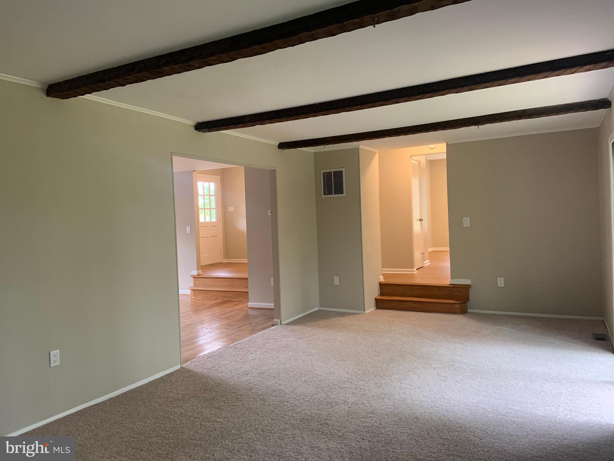 POINT OF WOODS - Residential