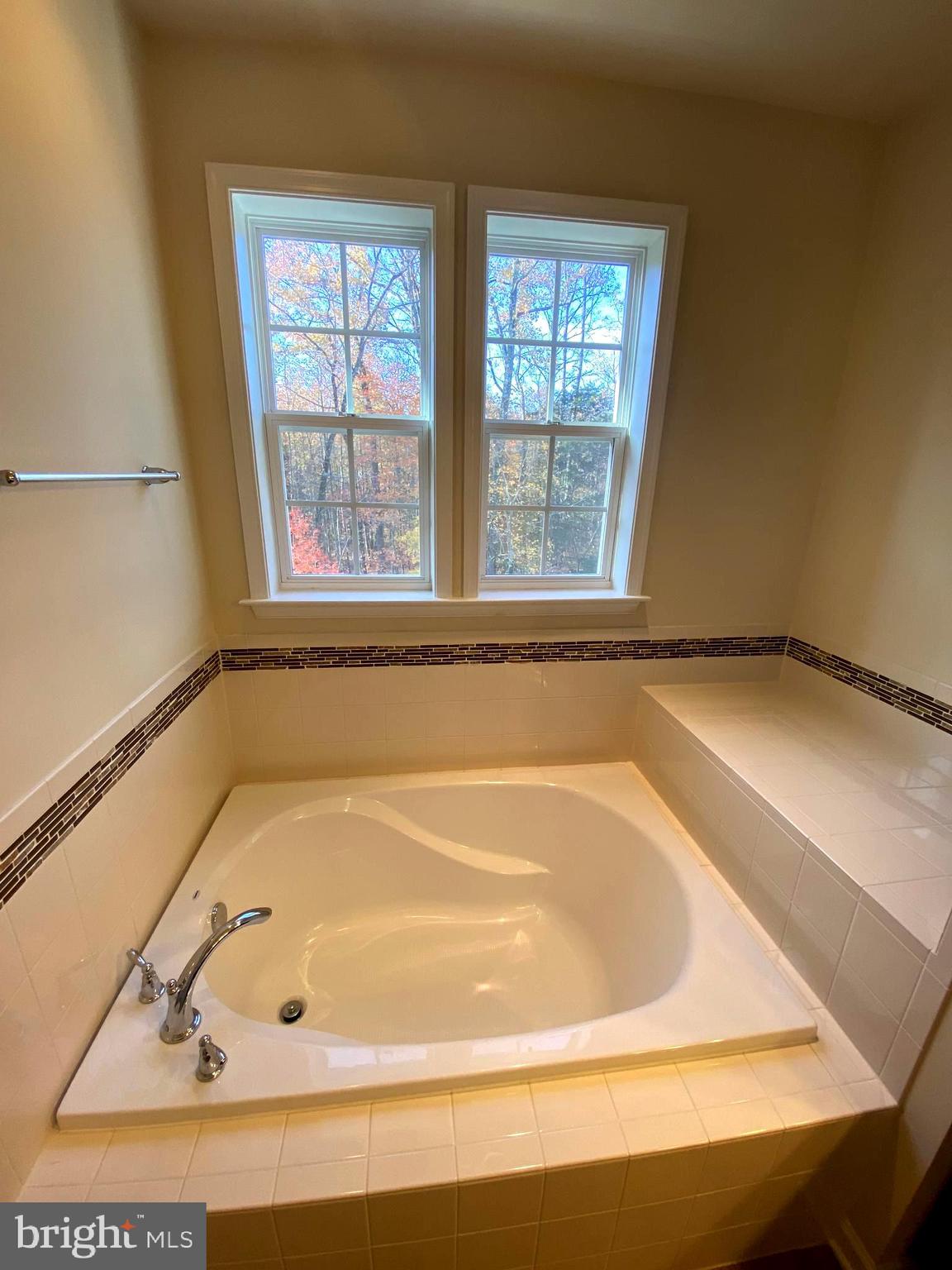 PARKSIDE AT WESTPHALIA - Residential Lease