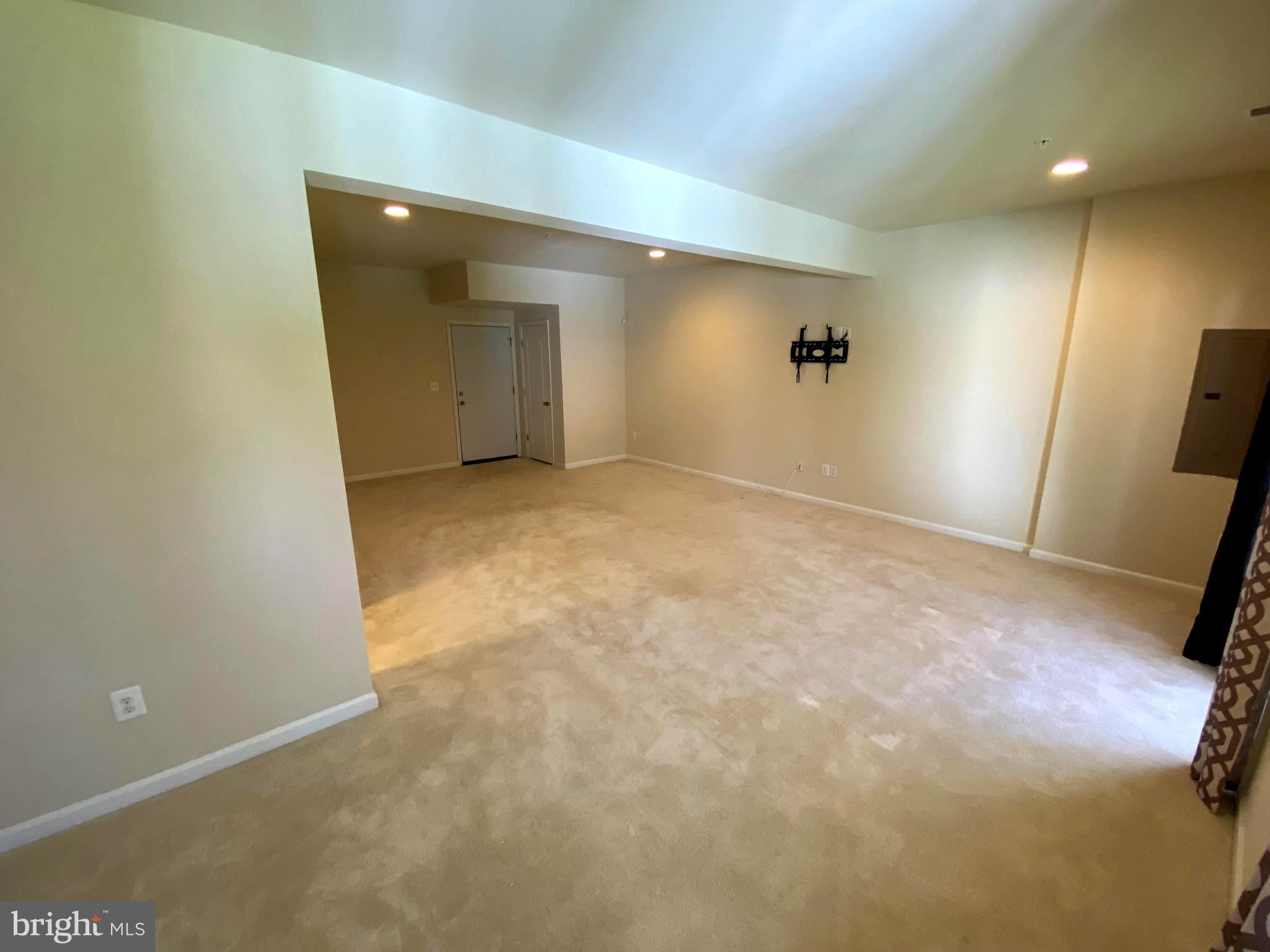 PARKSIDE AT WESTPHALIA - Residential Lease