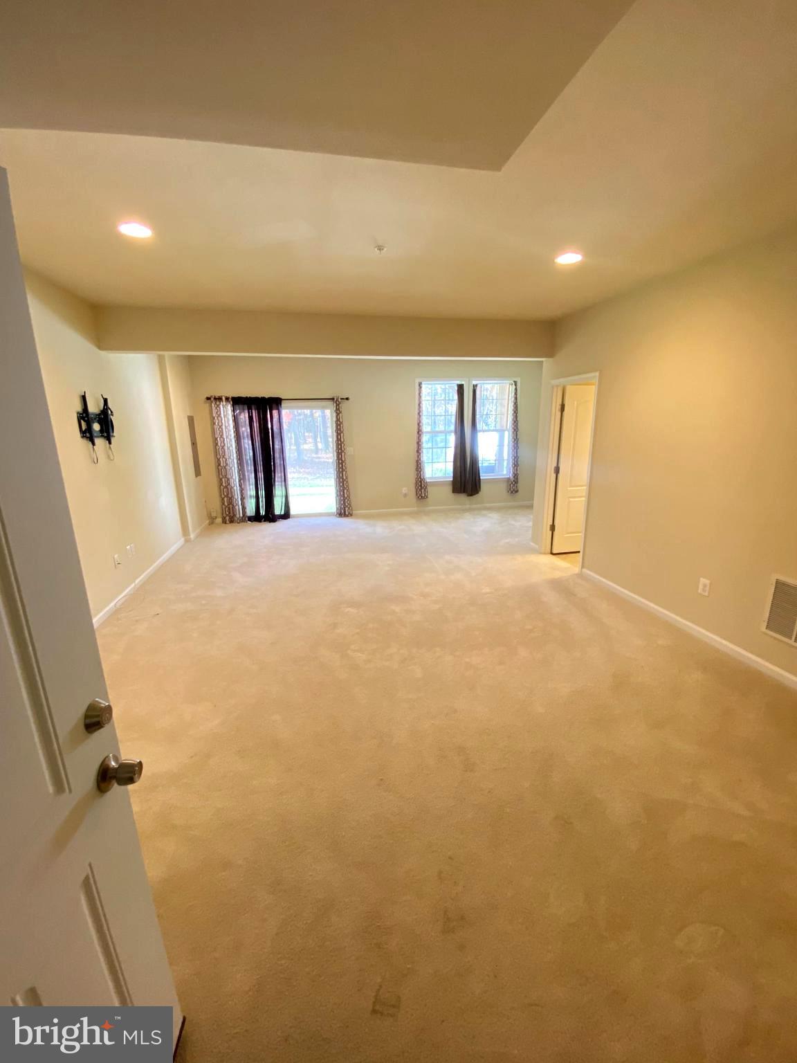 PARKSIDE AT WESTPHALIA - Residential Lease