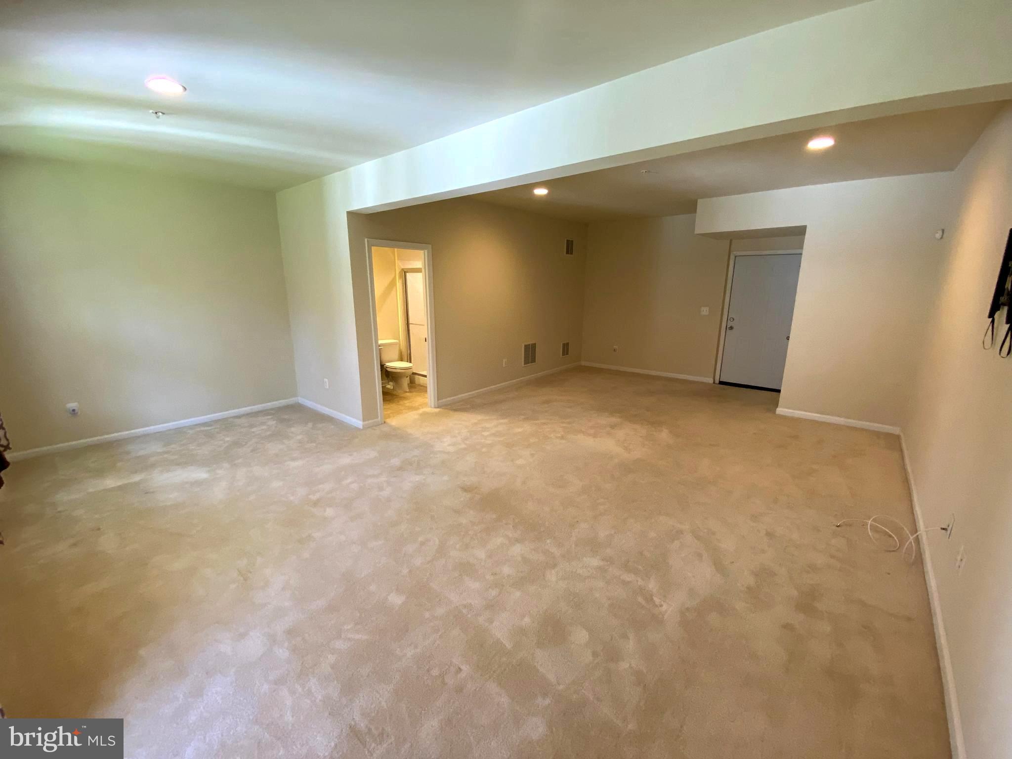 PARKSIDE AT WESTPHALIA - Residential Lease