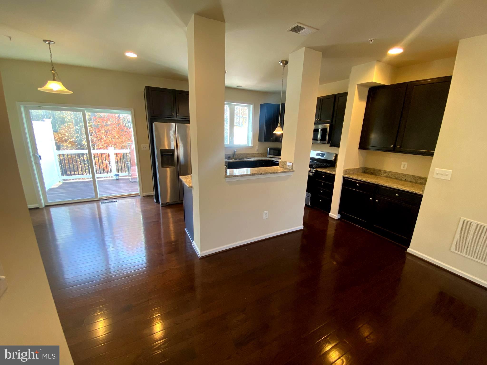 PARKSIDE AT WESTPHALIA - Residential Lease