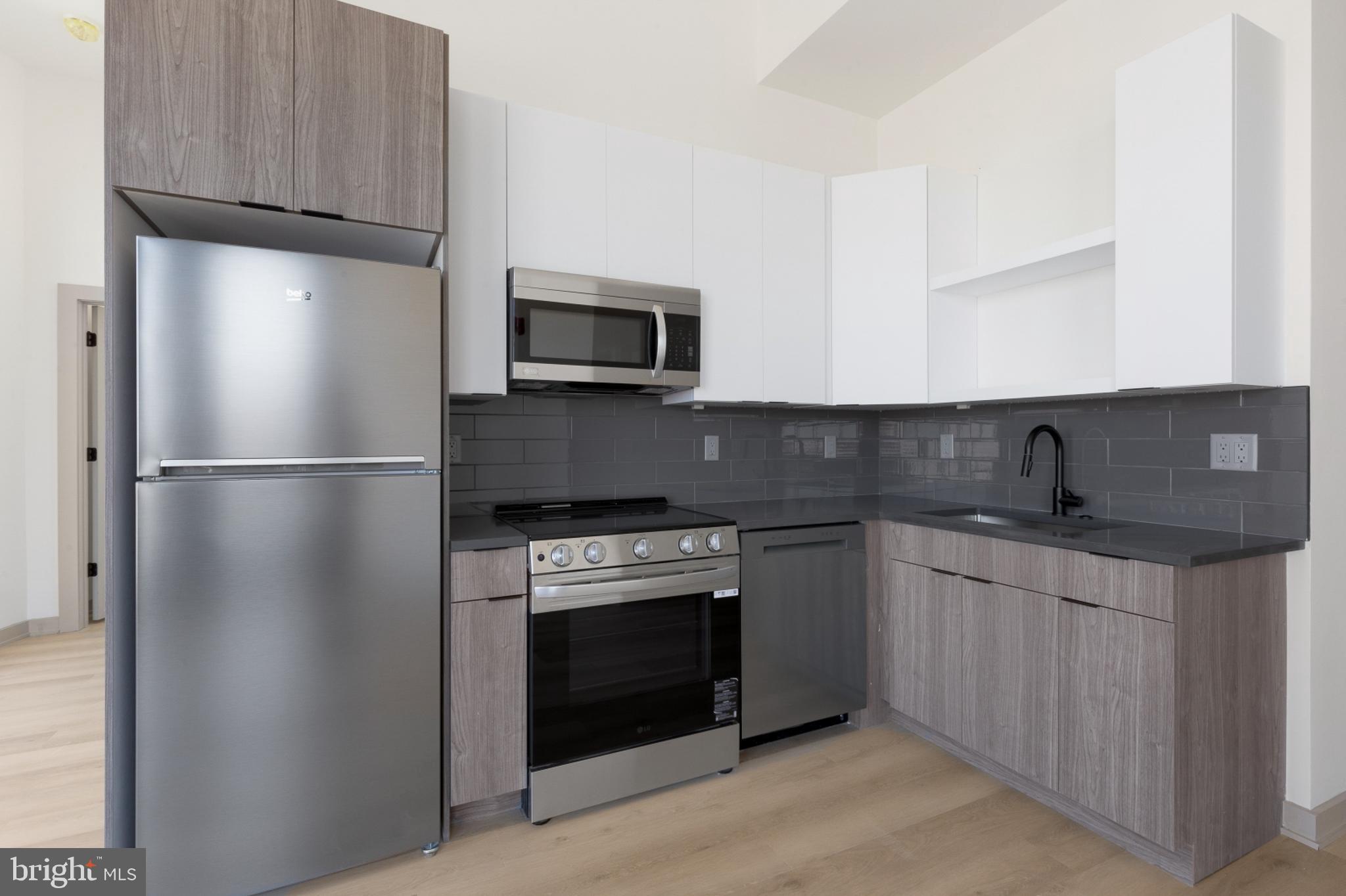 SPRING GARDEN - Residential Lease