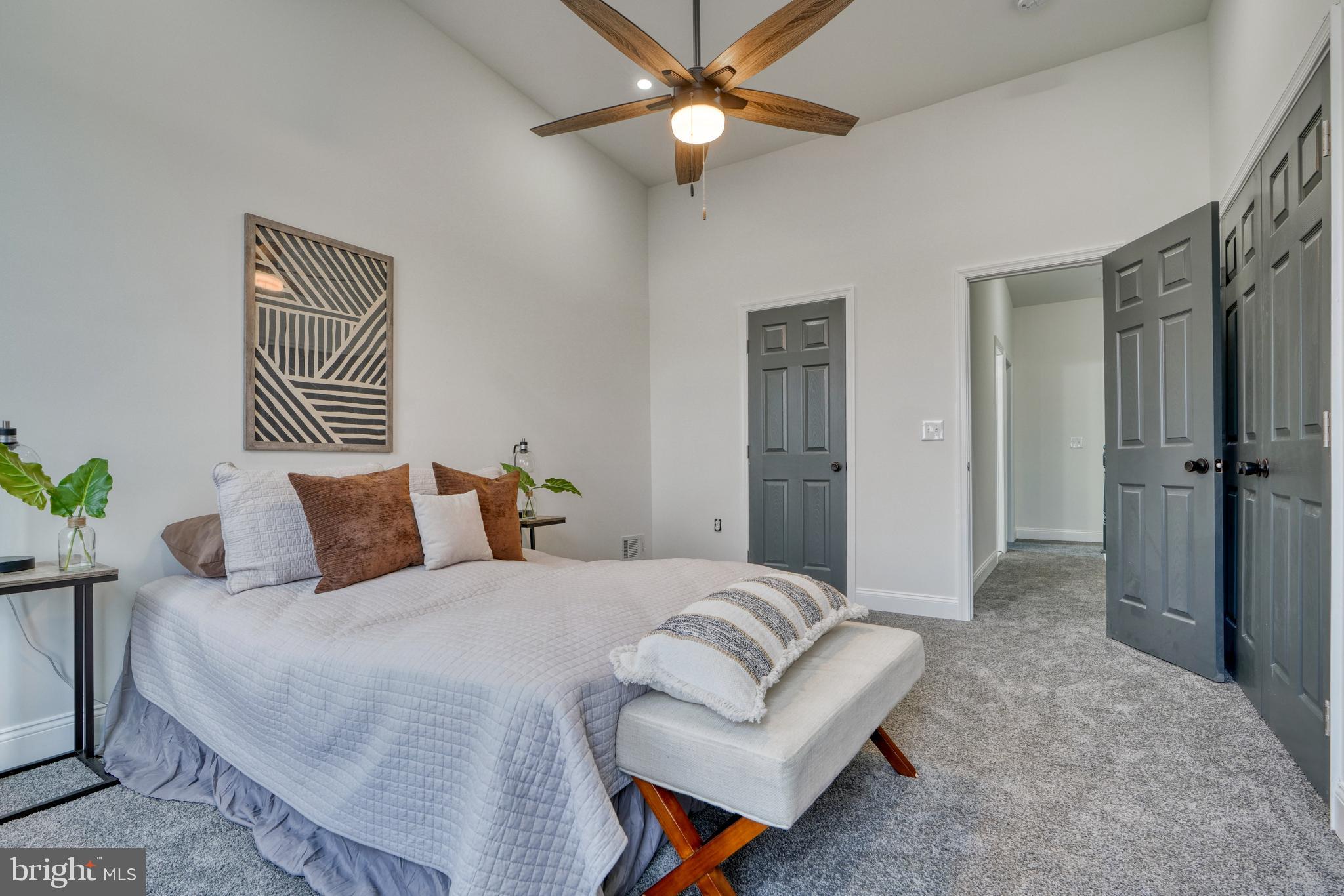 WINCHESTER - Residential