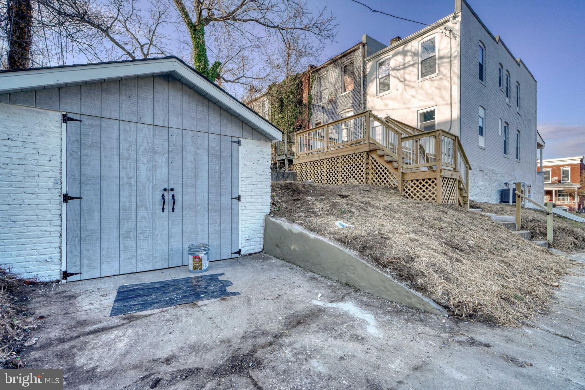 WINCHESTER - Residential