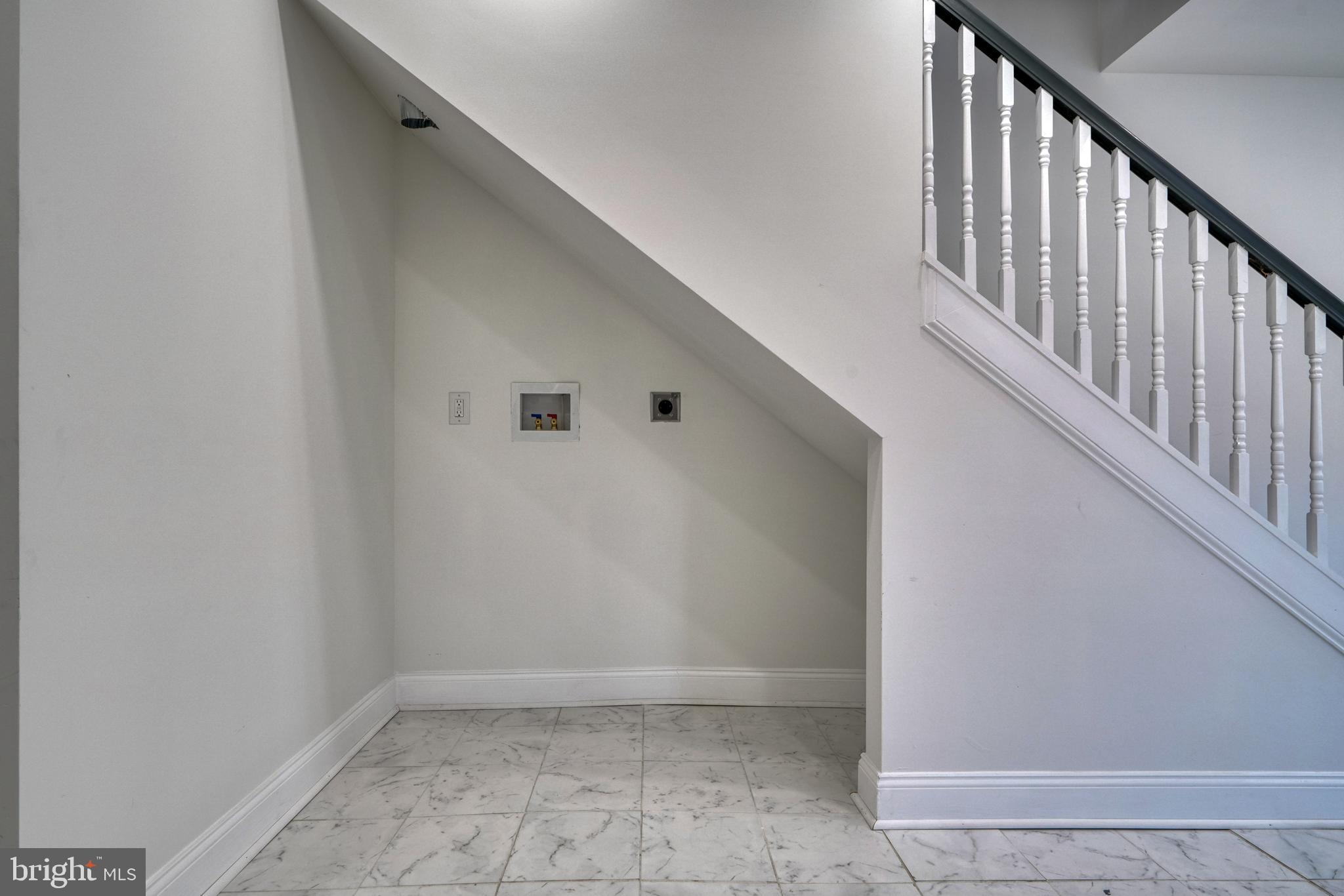 WINCHESTER - Residential