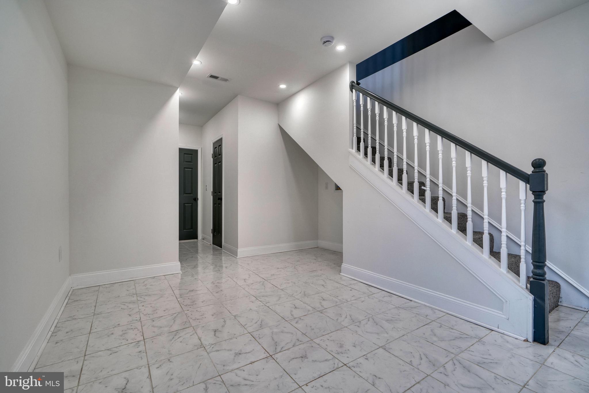 WINCHESTER - Residential