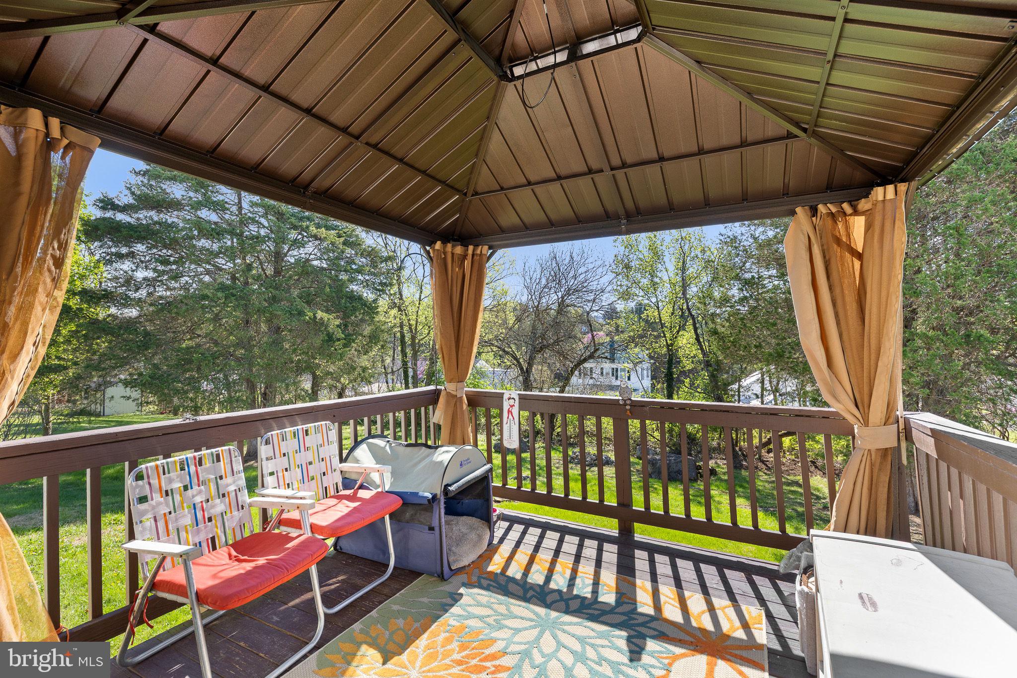 OAK RIDGE - Residential