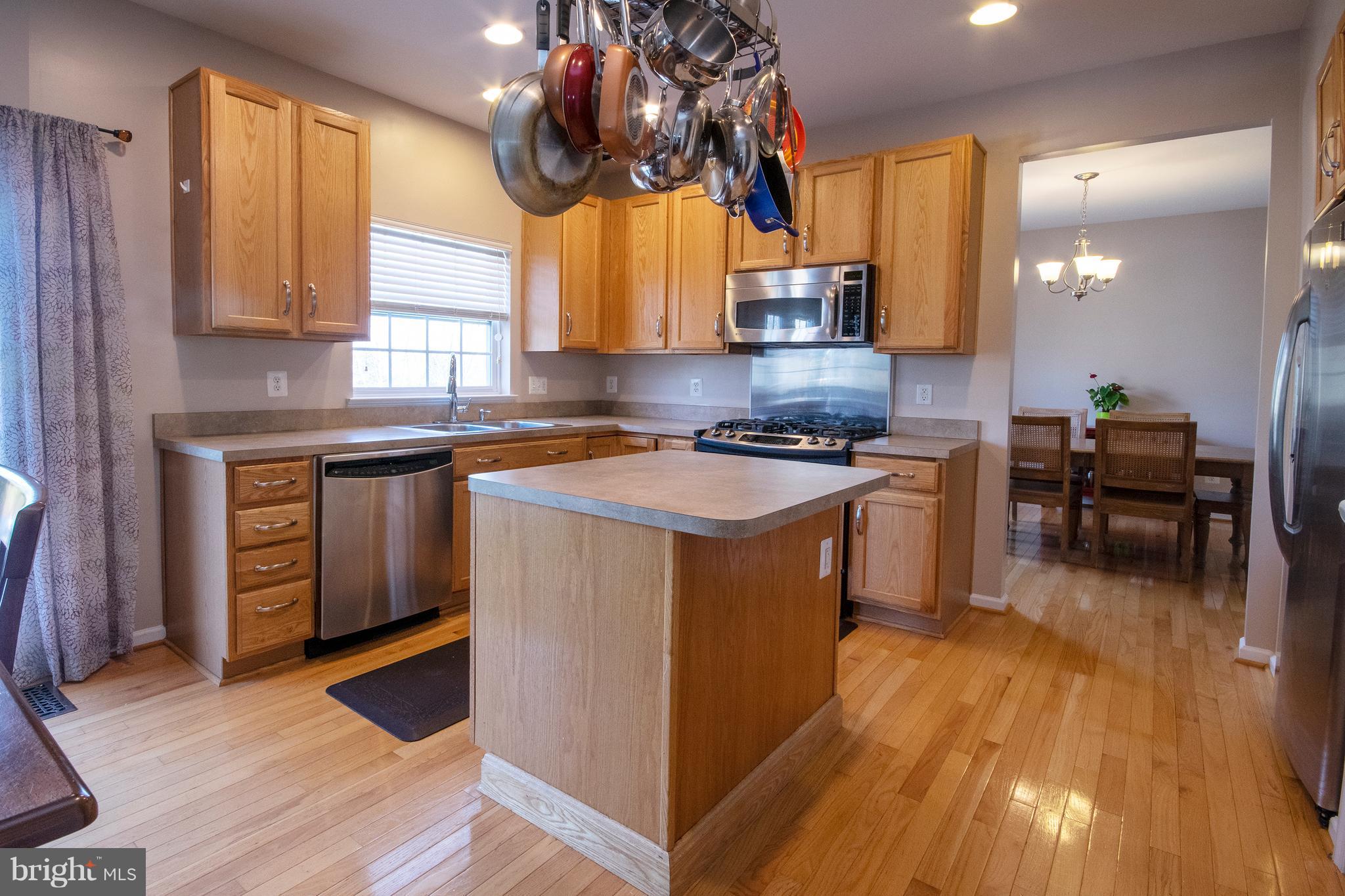 LEE'S PARKE - Residential