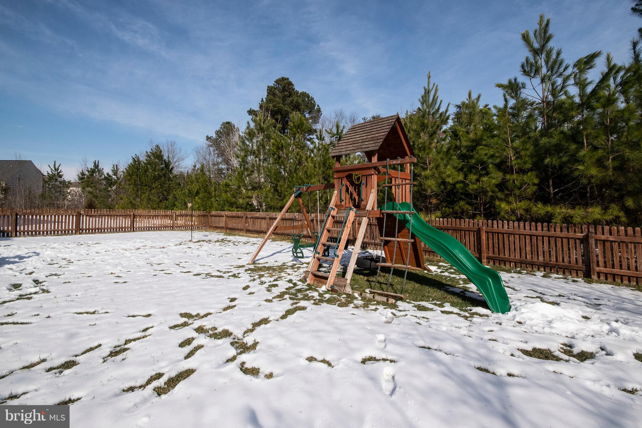 LEE'S PARKE - Residential