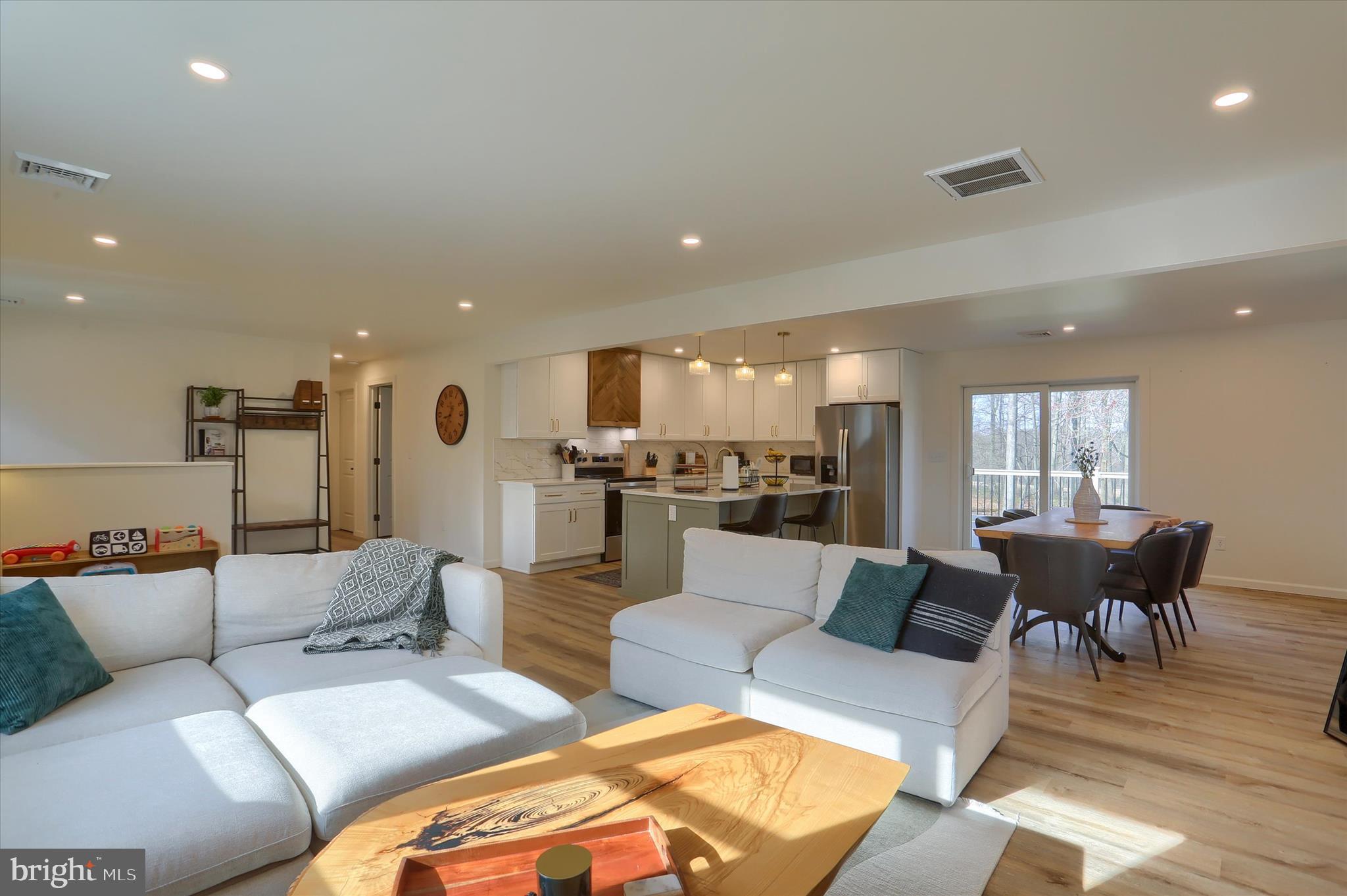 DERRY TOWNSHIP - Residential