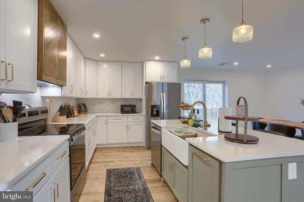 Photo of 1924 Sand Hill Road, HERSHEY, PA 17033 (MLS # PADA2058390)