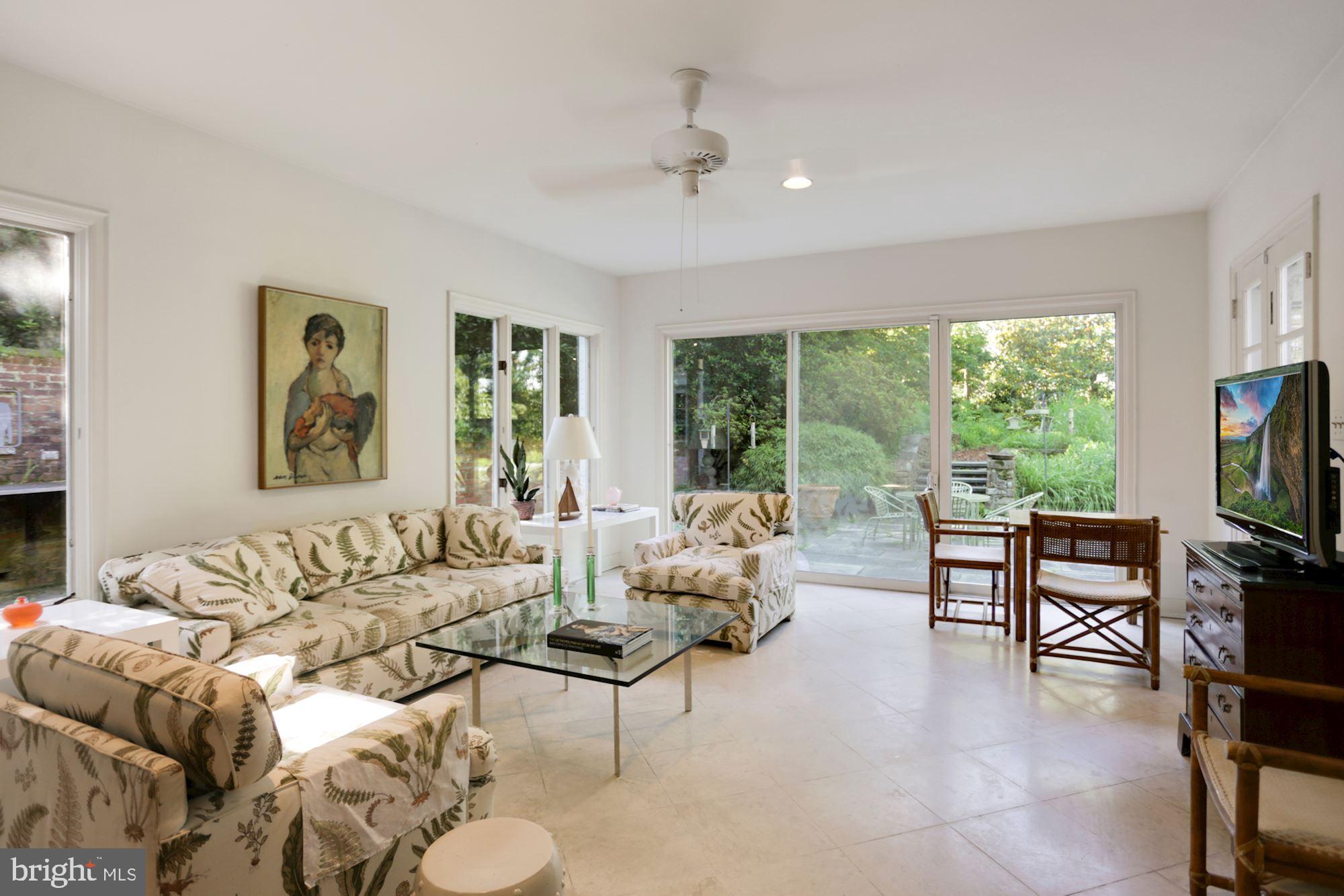 WESLEY HEIGHTS - Residential