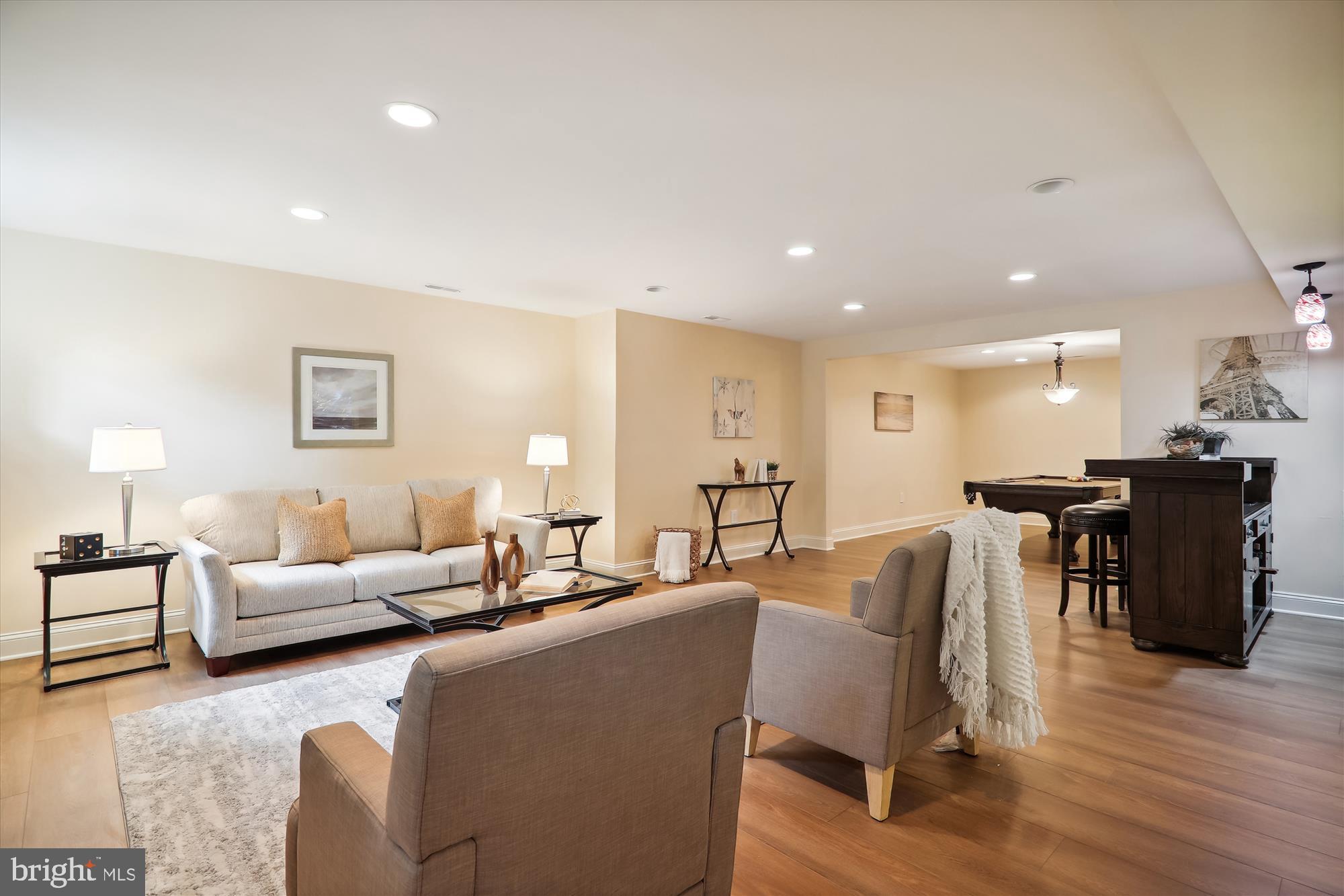 GLENBROOK VILLAGE - Residential