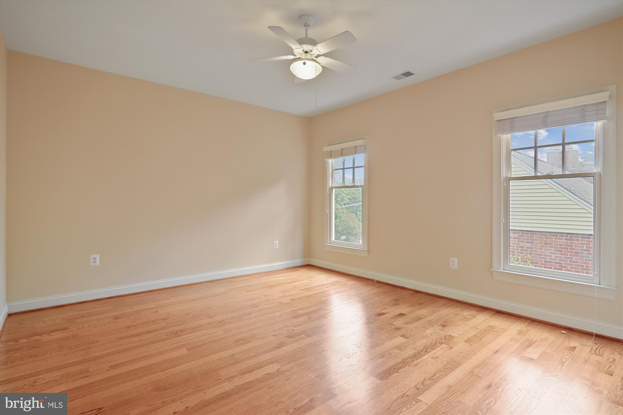 GLENBROOK VILLAGE - Residential