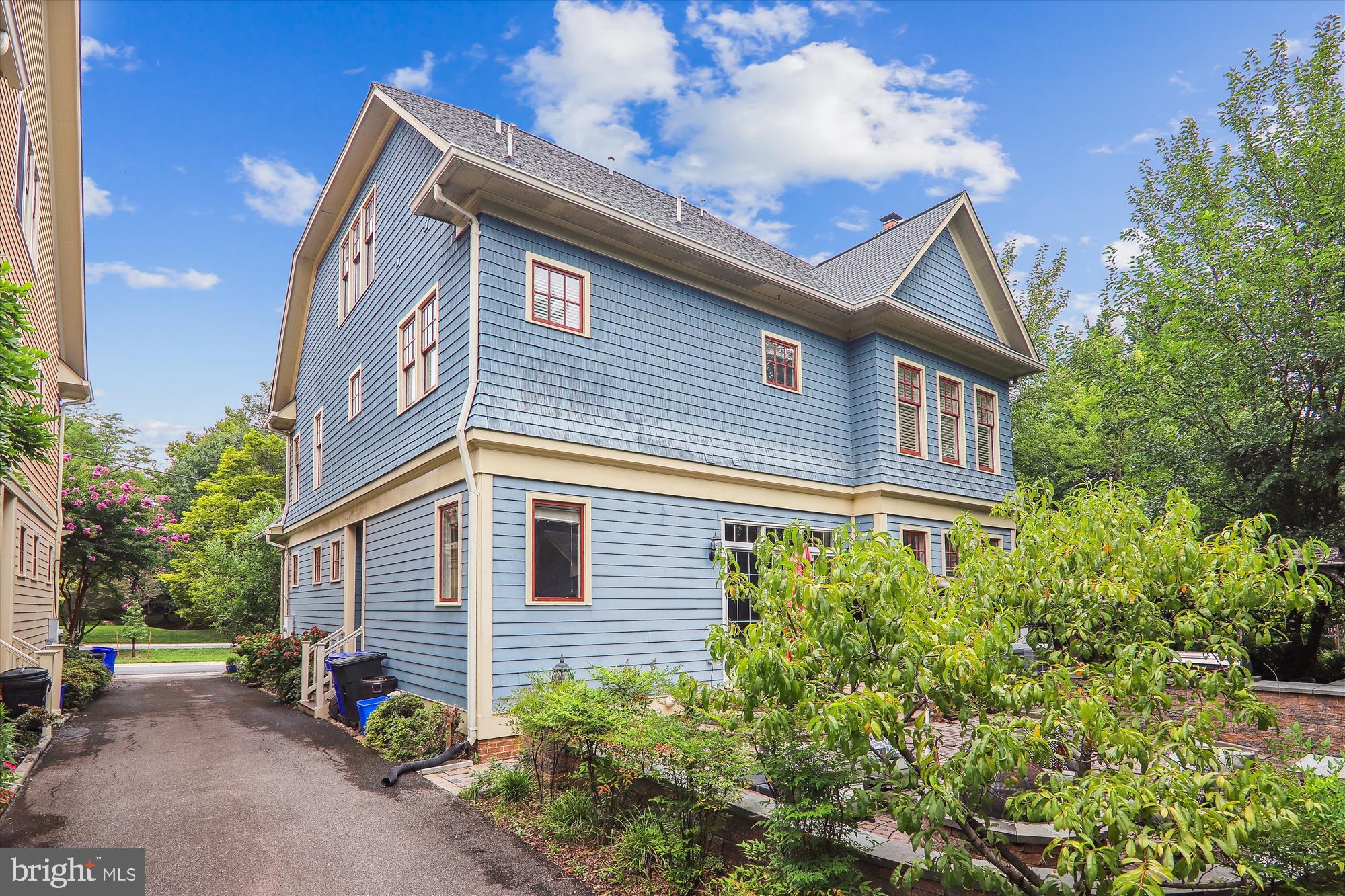 GLENBROOK VILLAGE - Residential