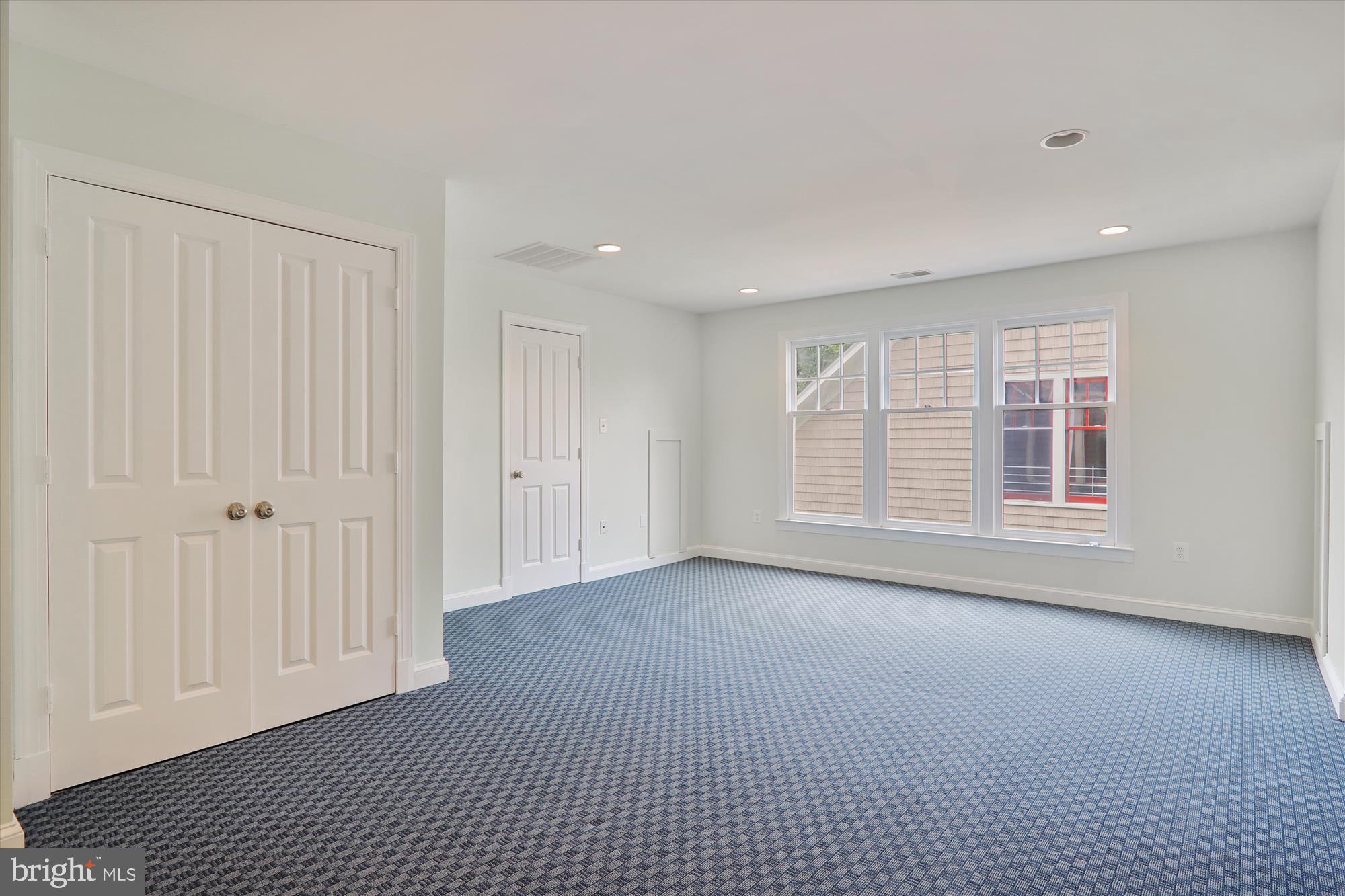 GLENBROOK VILLAGE - Residential