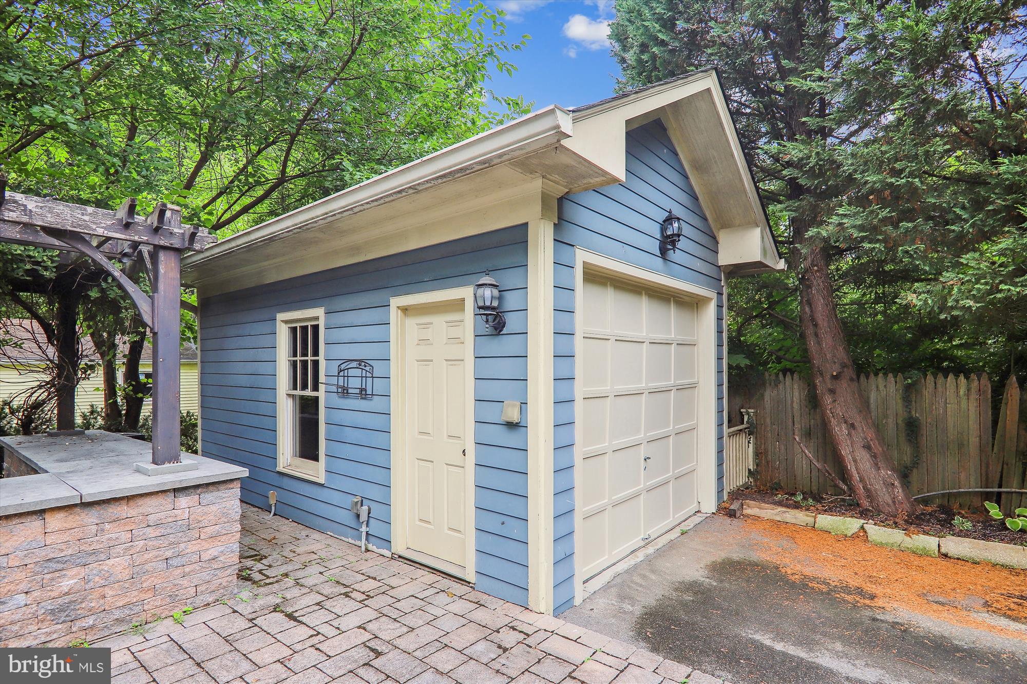 GLENBROOK VILLAGE - Residential