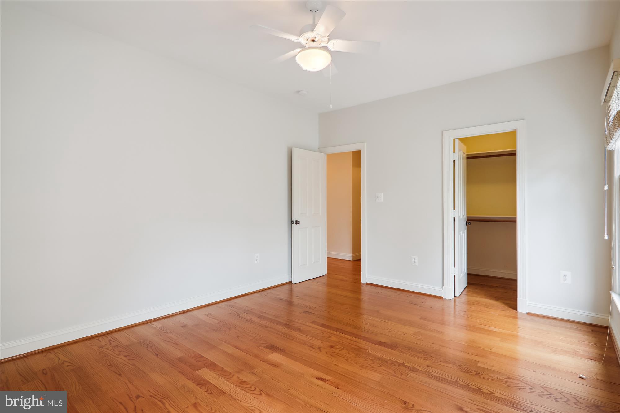 GLENBROOK VILLAGE - Residential