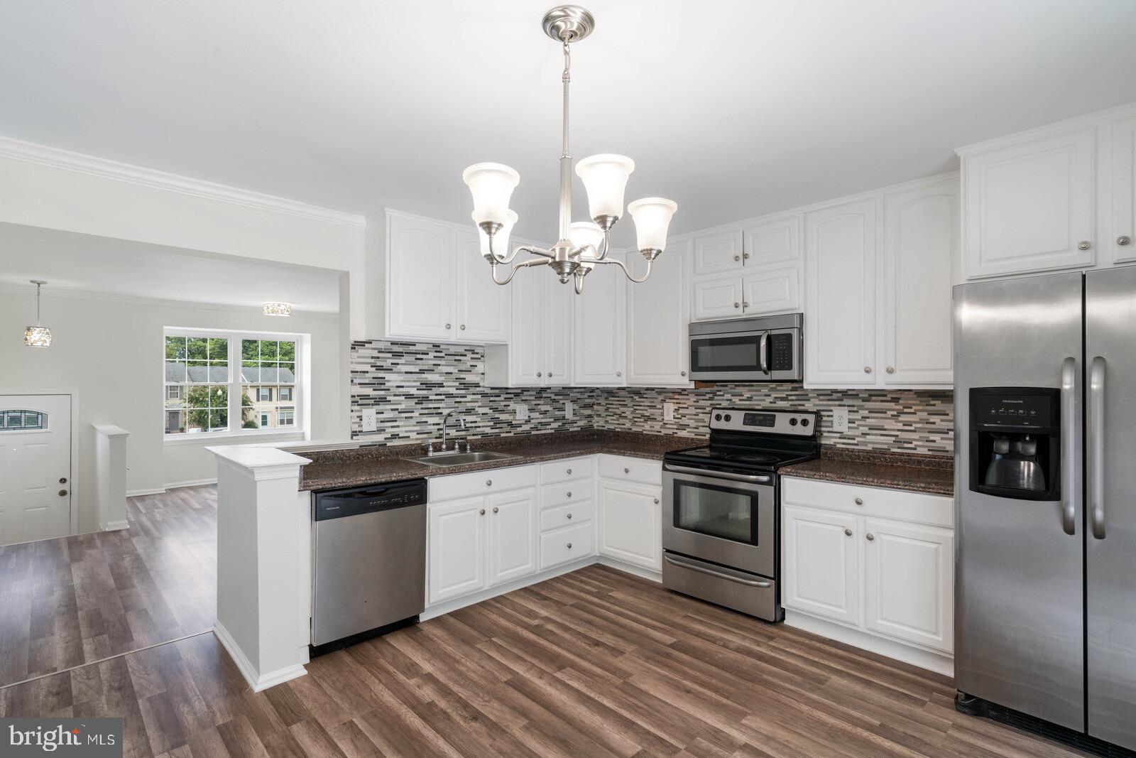 WINSLOW CHASE - Residential