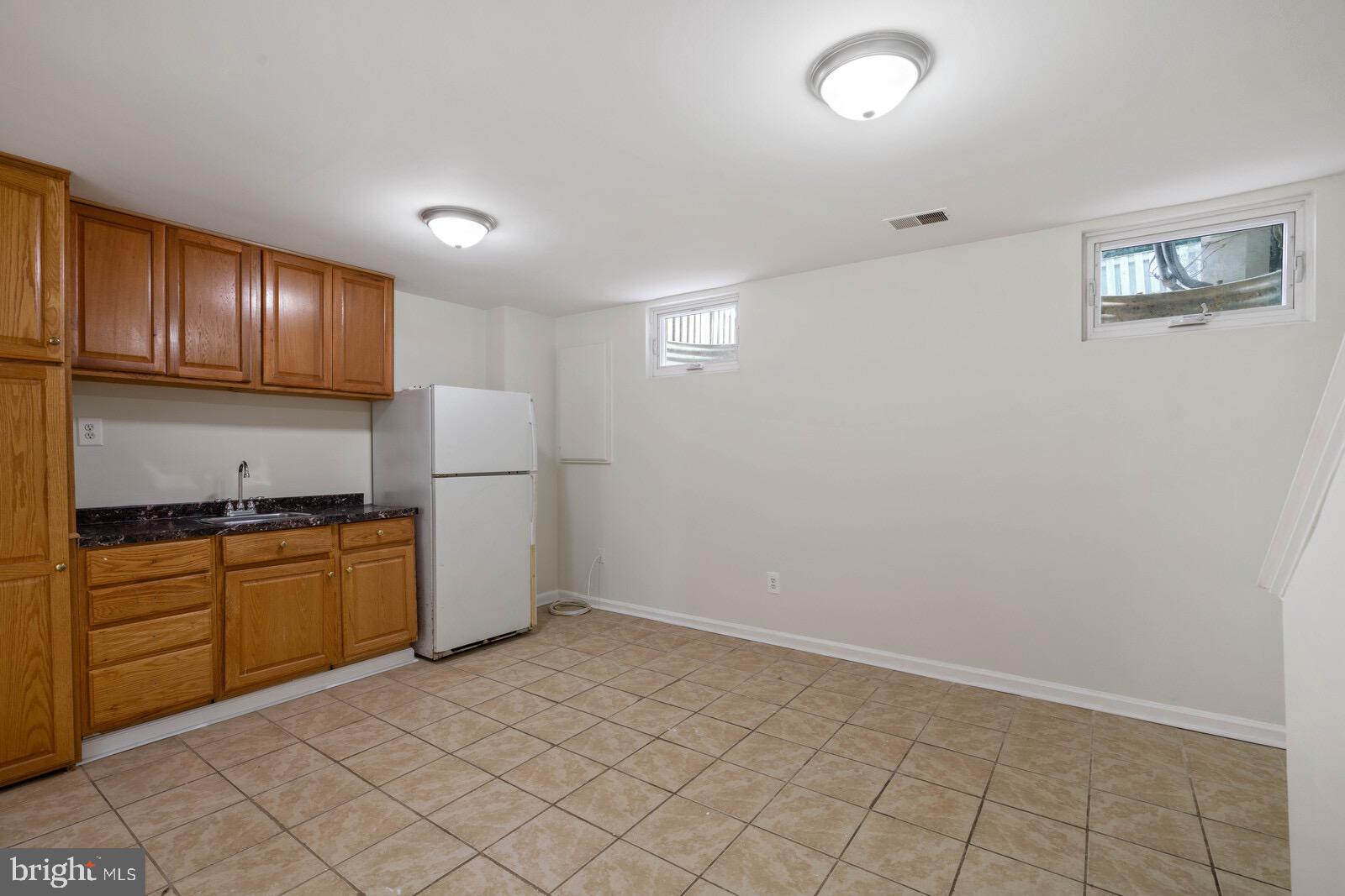 WINSLOW CHASE - Residential