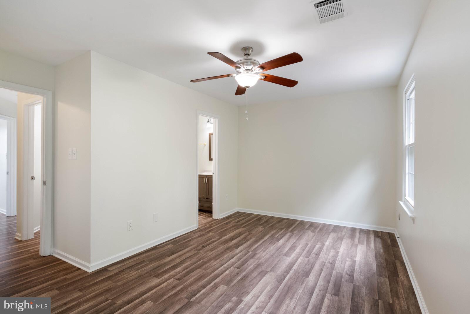 WINSLOW CHASE - Residential