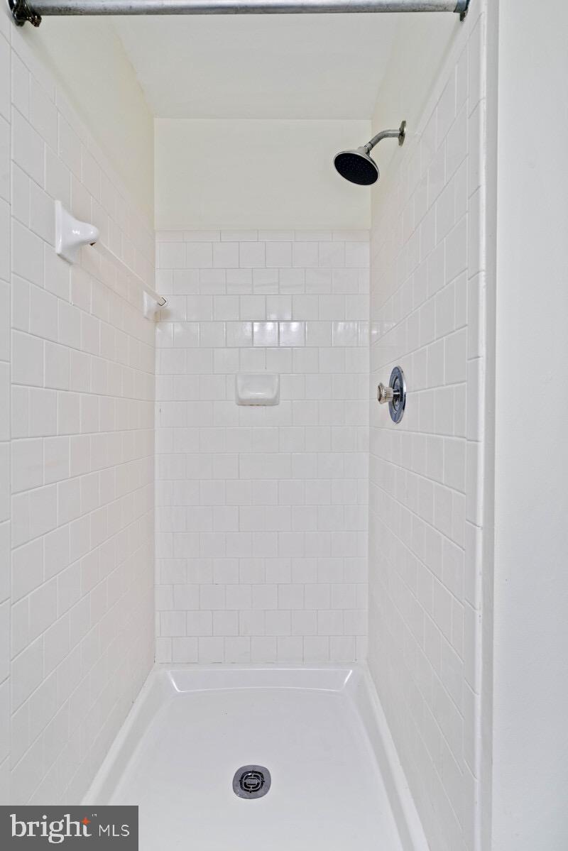 WINSLOW CHASE - Residential