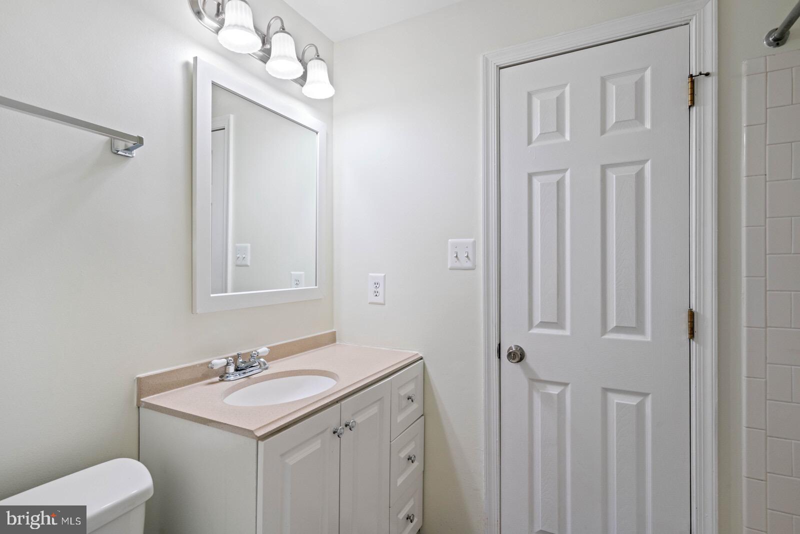 WINSLOW CHASE - Residential