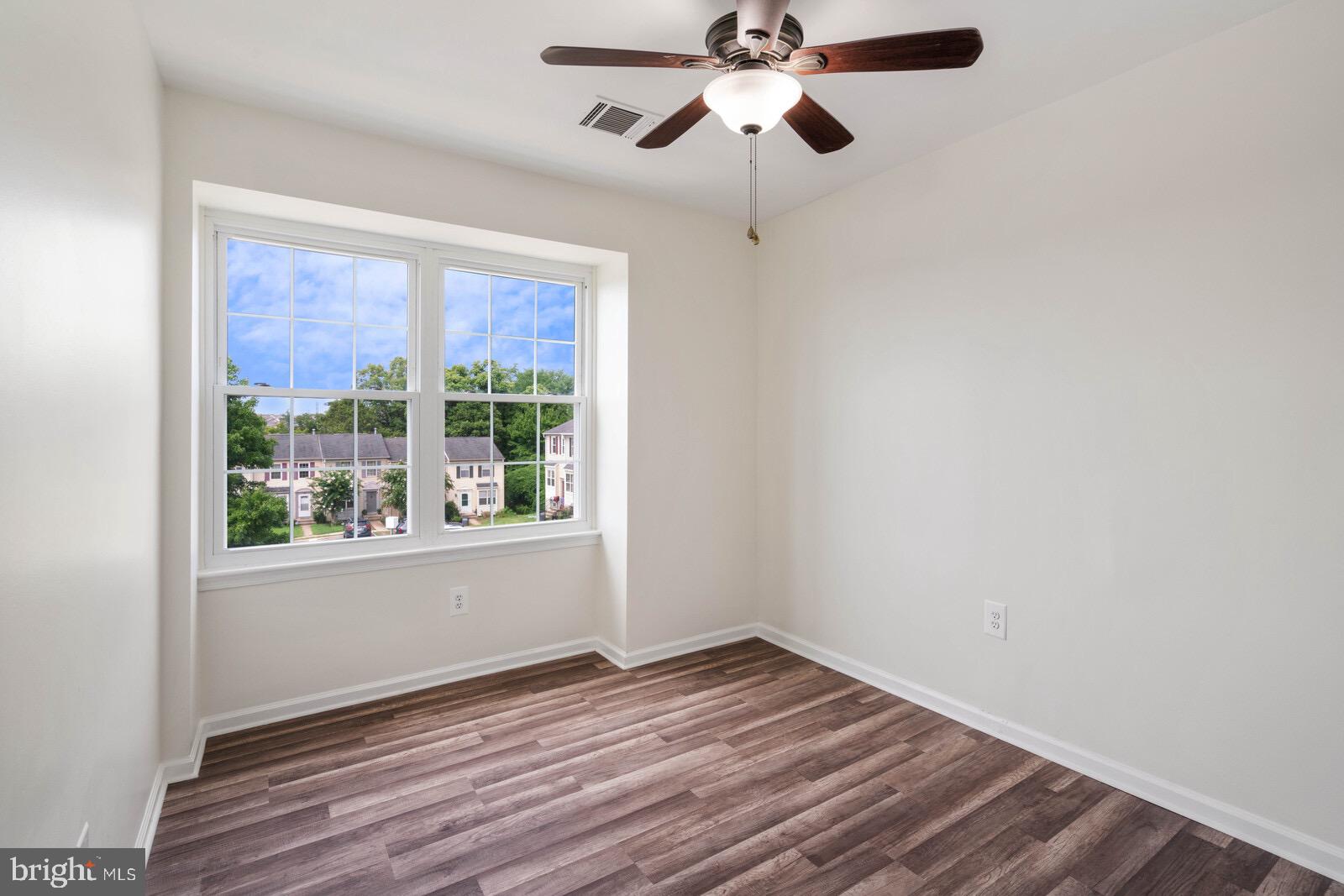 WINSLOW CHASE - Residential