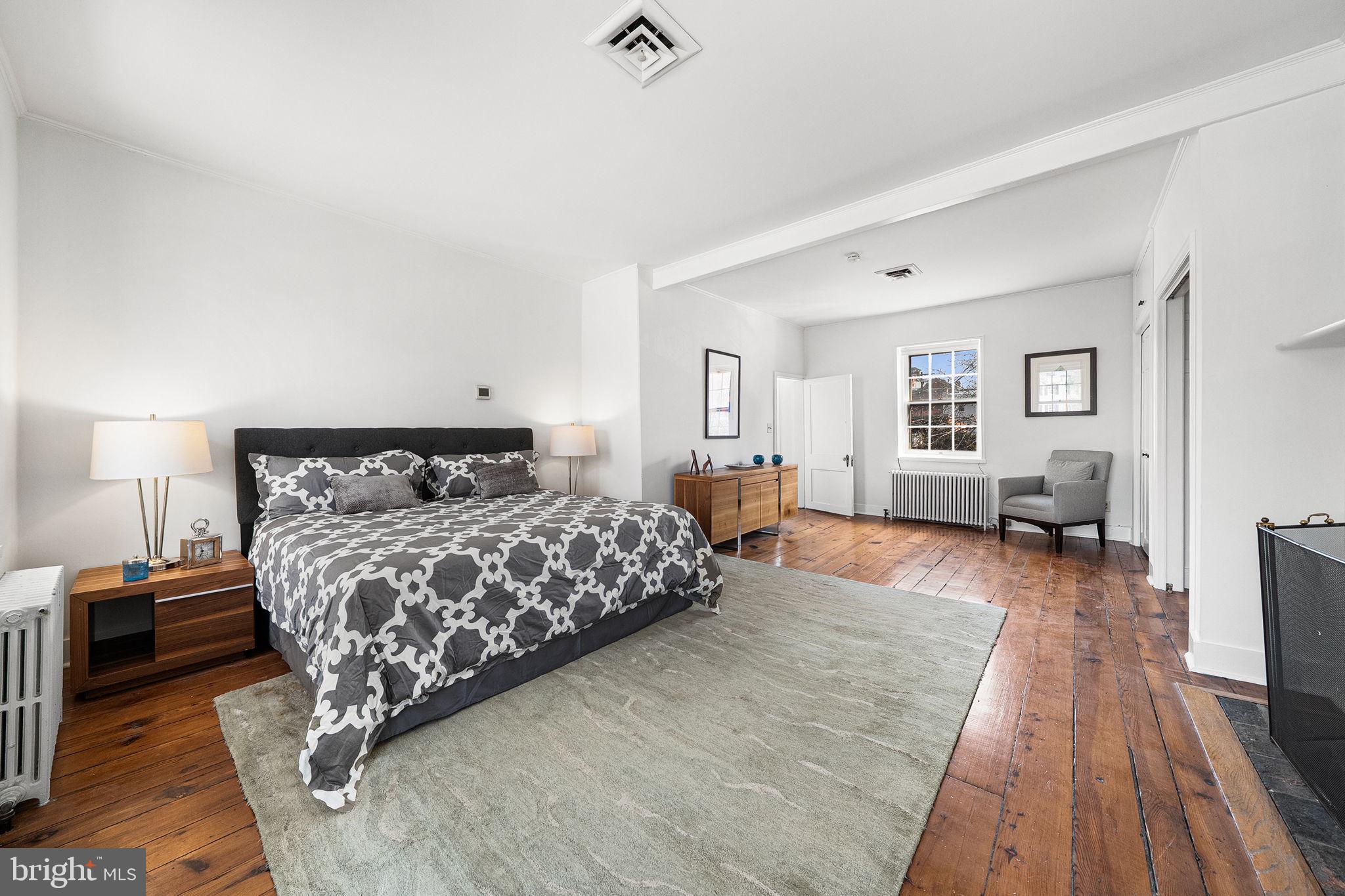 DOWNTOWN FREDERICK - Residential