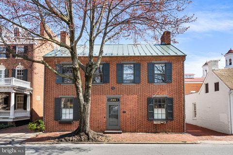 Photo of 106 N Court Street, FREDERICK, MD 21701 (MLS # MDFR2079472)