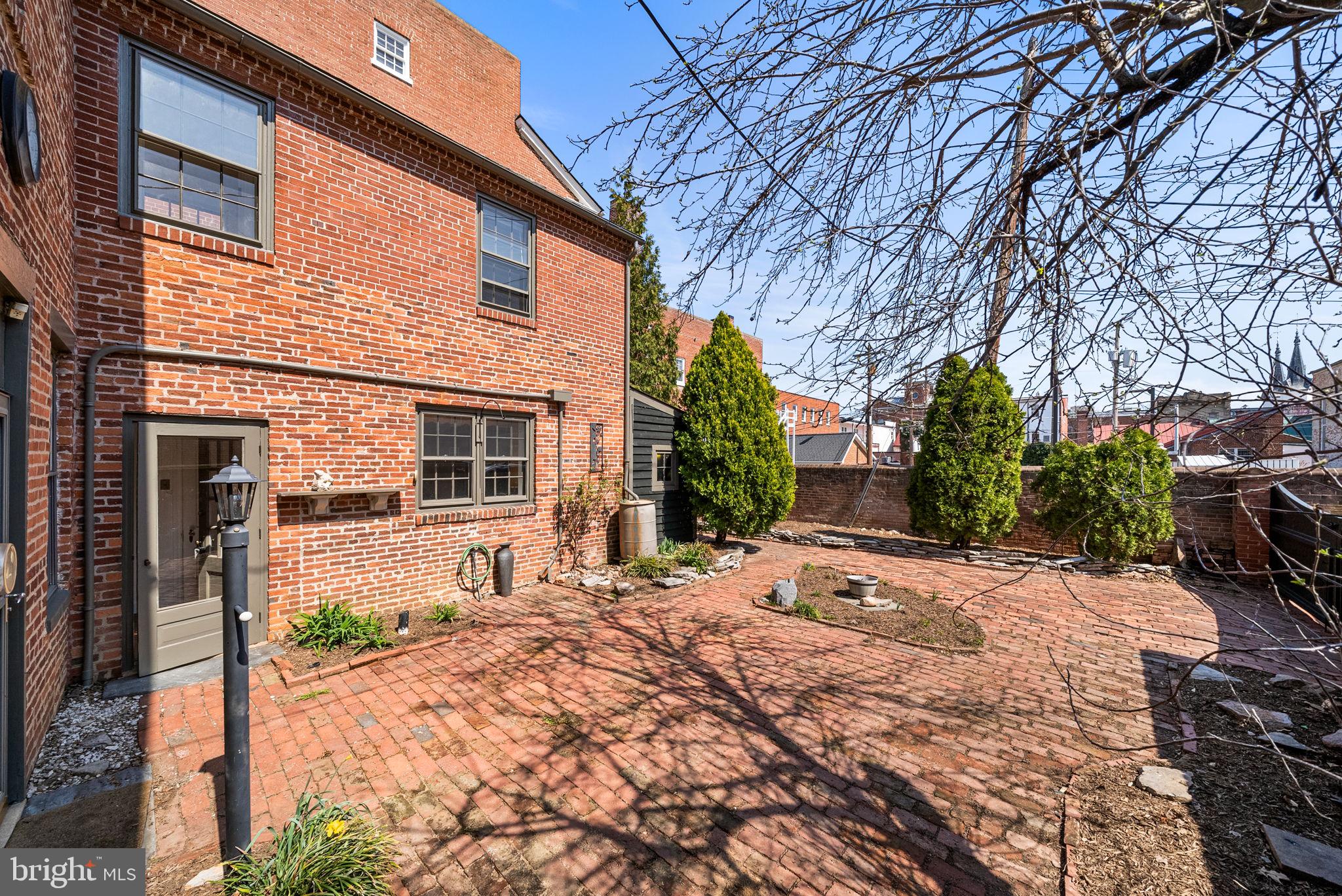 DOWNTOWN FREDERICK - Residential